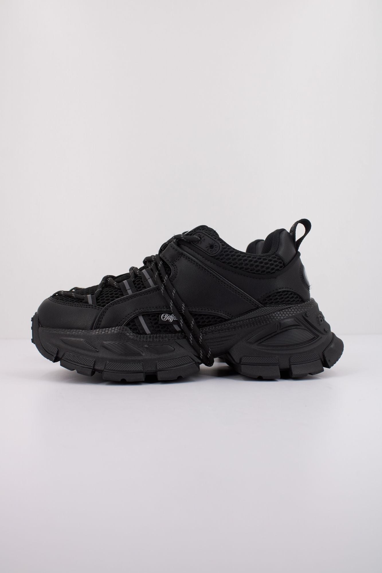 BUFFALO SATURN LACE en color NEGRO (1)