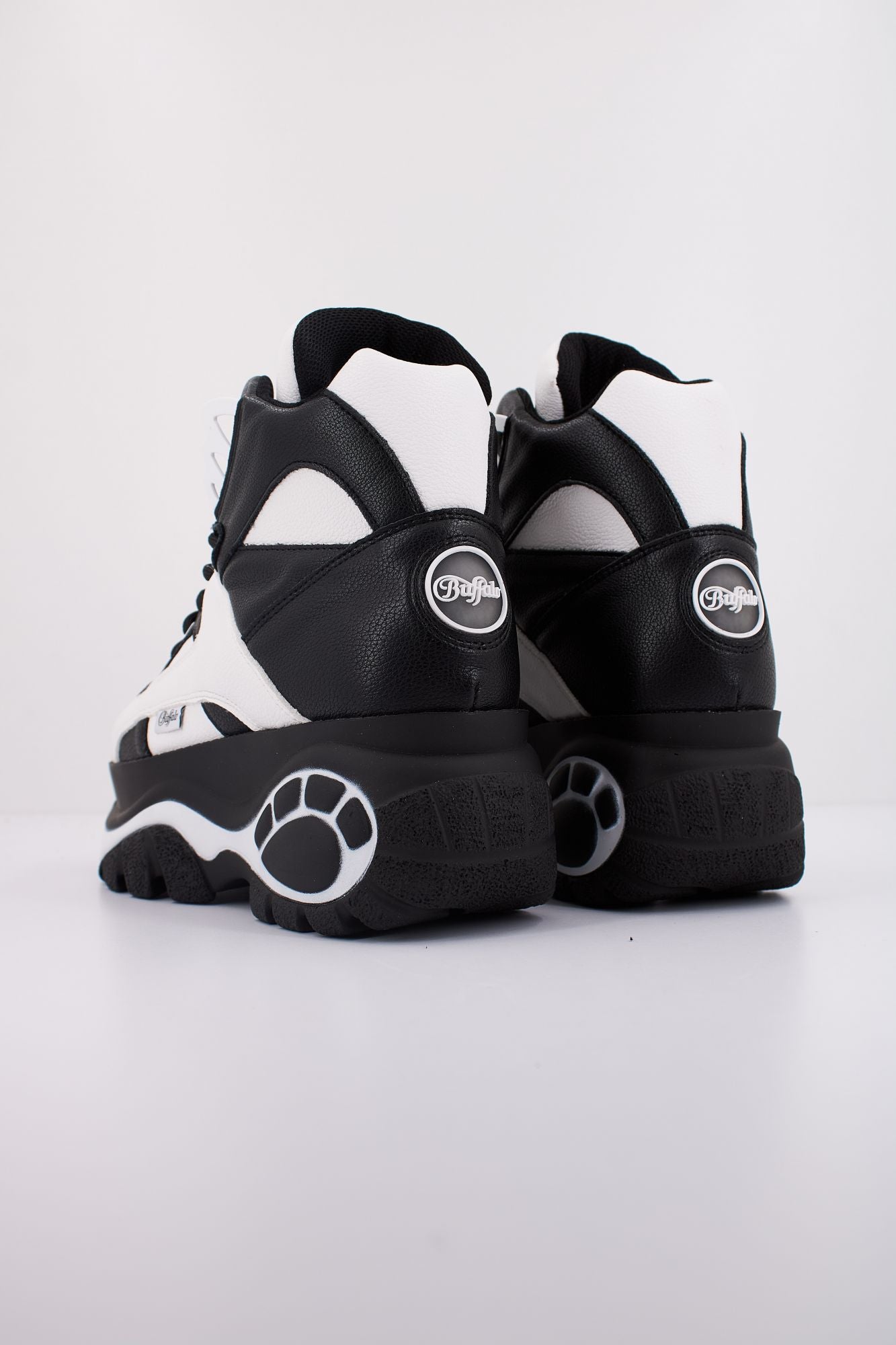 BUFFALO 1340-14 2.0  en color NEGRO (4)