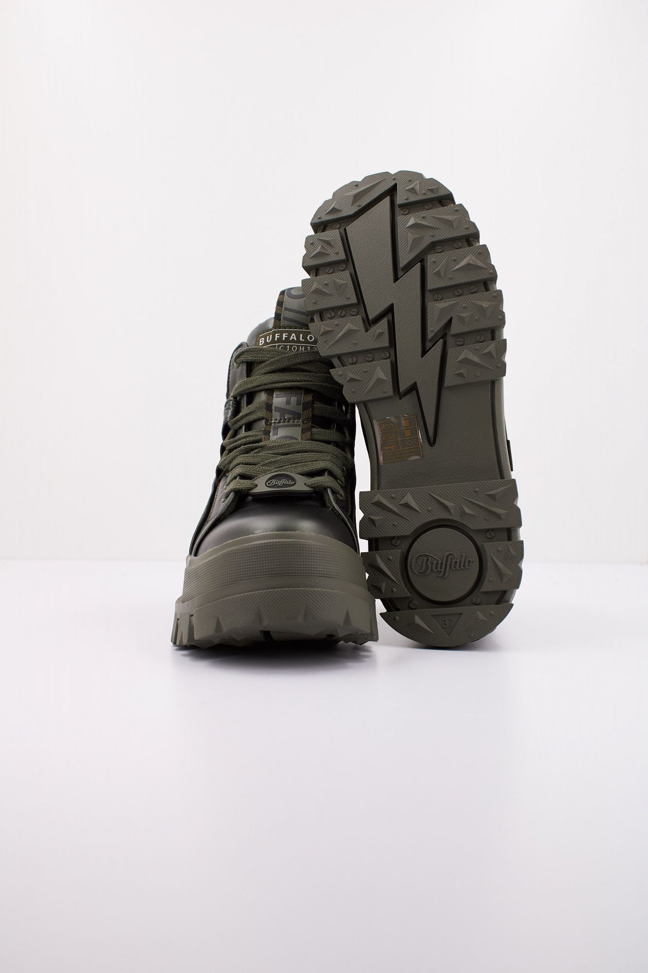 BUFFALO ASPHA NC MID  en color VERDE (5)