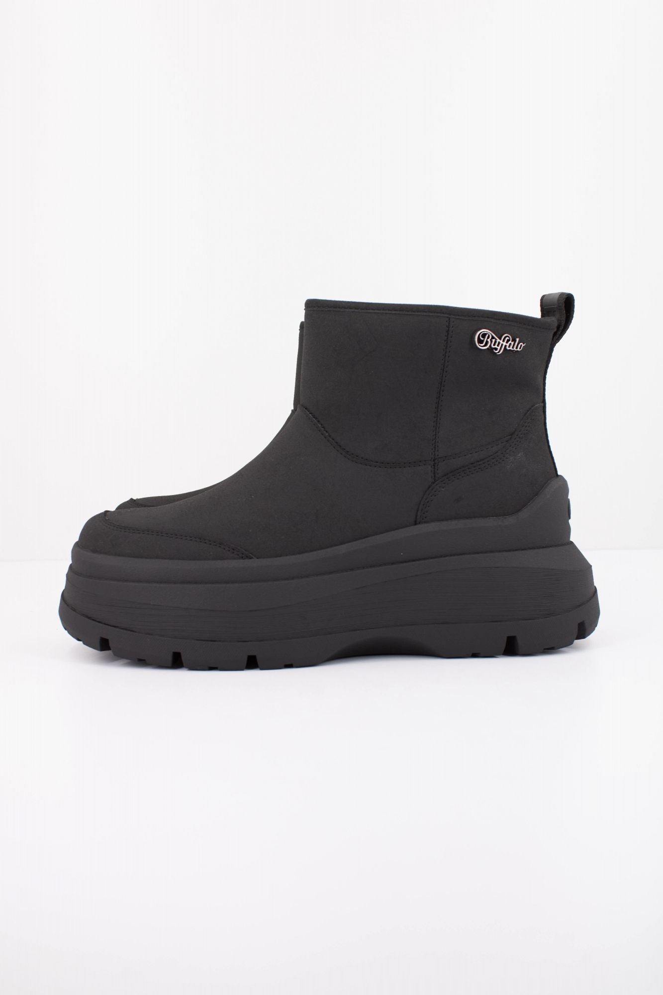 BUFFALO OLYMPIA PULL ON LO WARM en color NEGRO (1)
