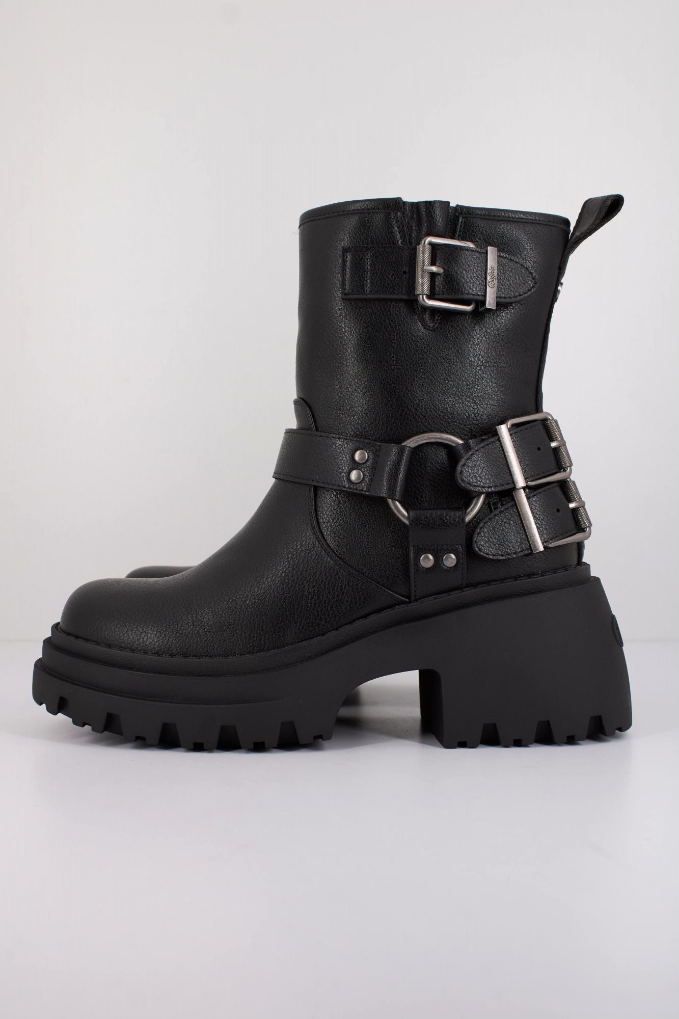 BUFFALO BRAVR BIKER LO en color NEGRO (1)