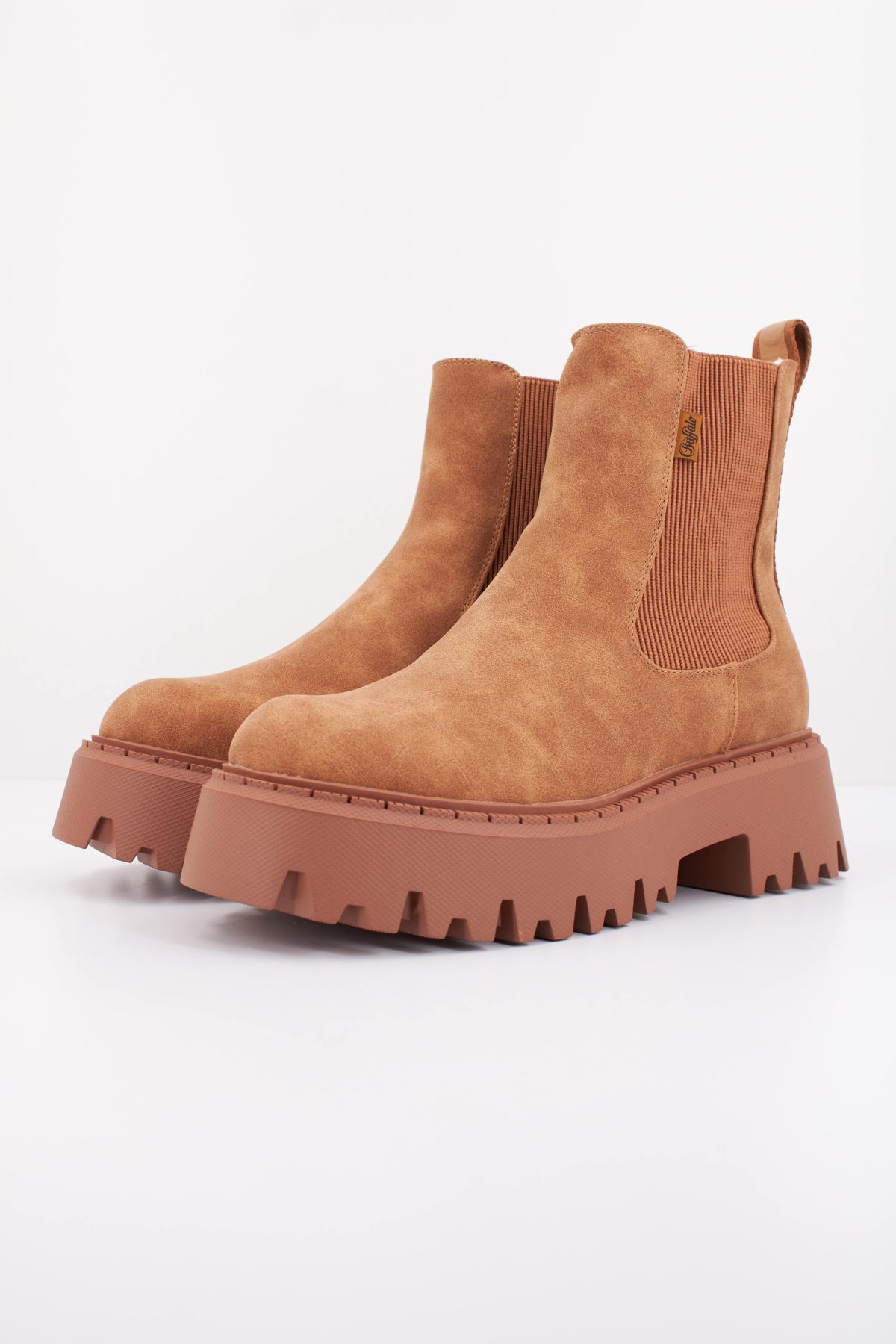 BUFFALO ASPEN CHELSEA WARM VE en color MARRON (2)