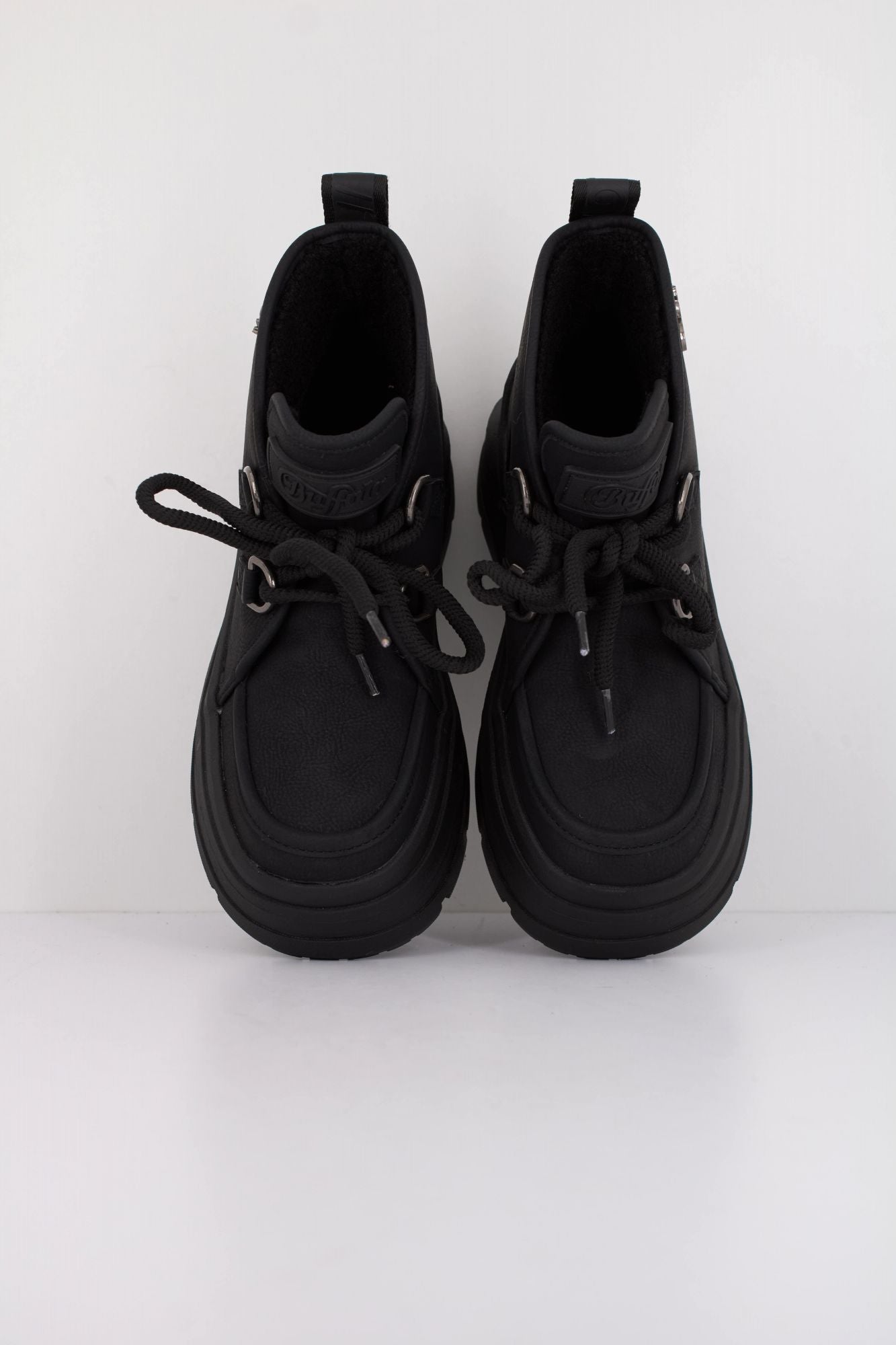 BUFFALO OLYMPIA CHUKKA WARM en color NEGRO (5)