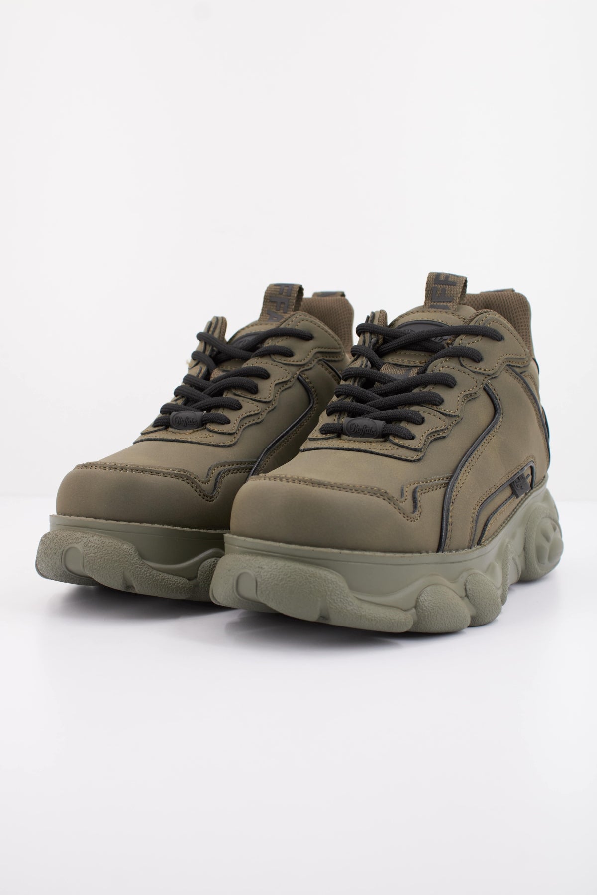BUFFALO CLD CHAI VEGAN N en color VERDE (2)