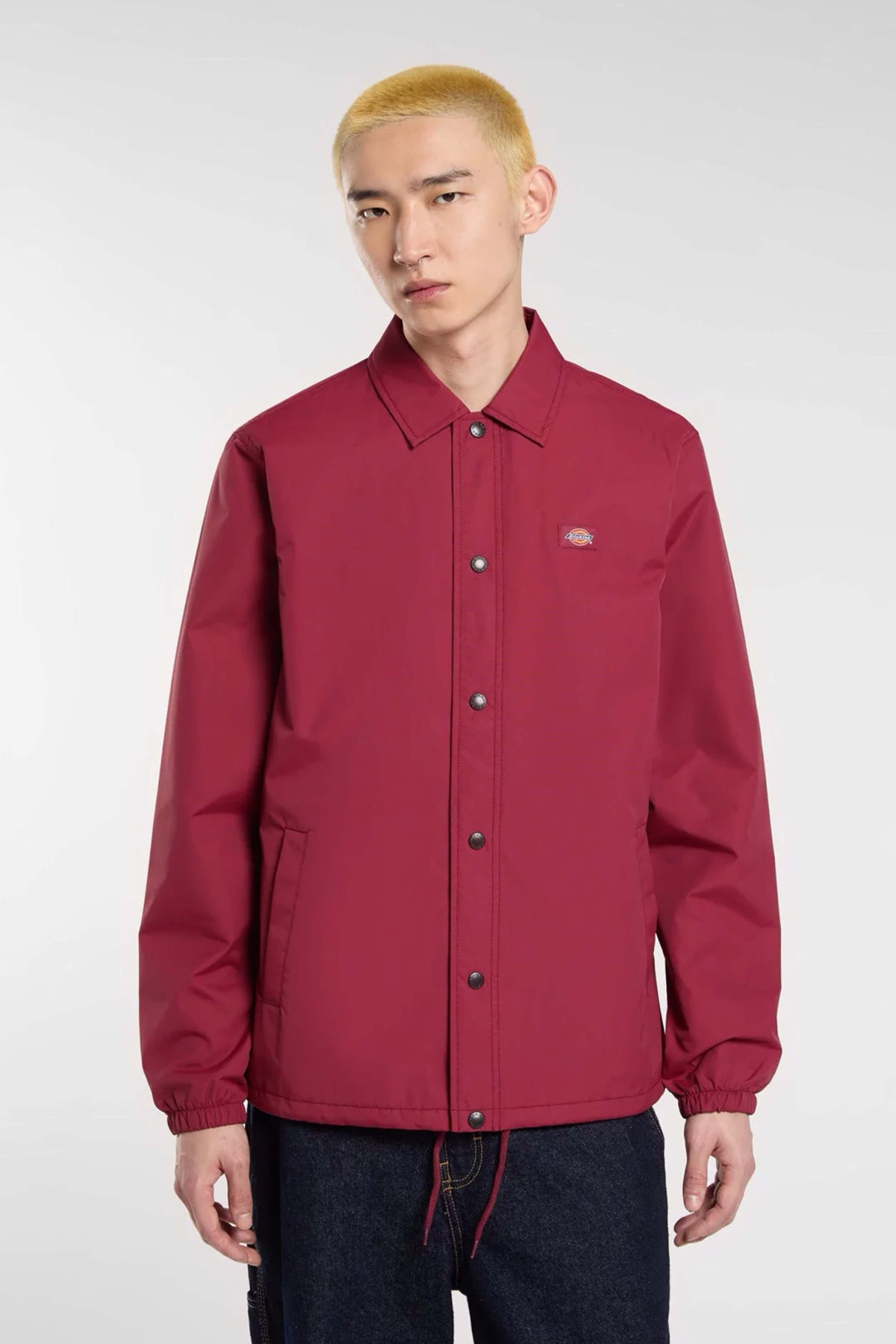 DICKIES OAKPORT COACH JACKET T en color BURDEOS (1)