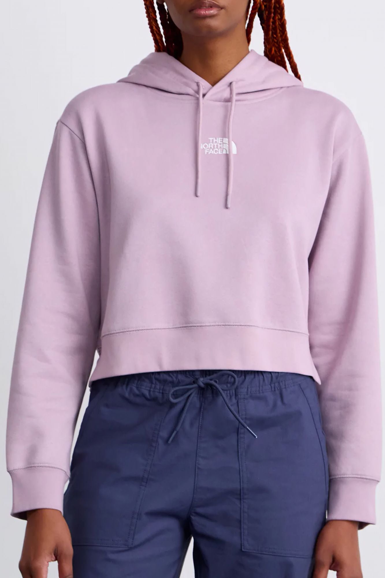 THE NORTH FACE ESSENTIAL CROP HOODIE en color VIOLETA (1)