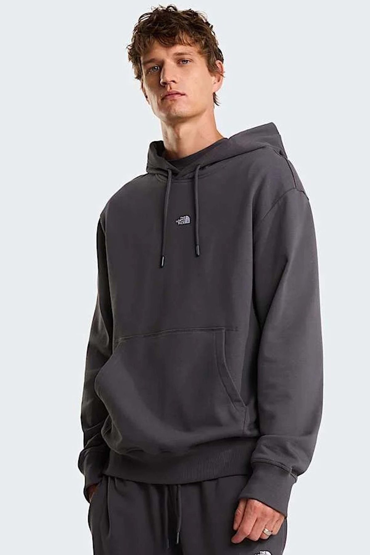 THE NORTH FACE U ESSENTIAL R en color GRIS (2)