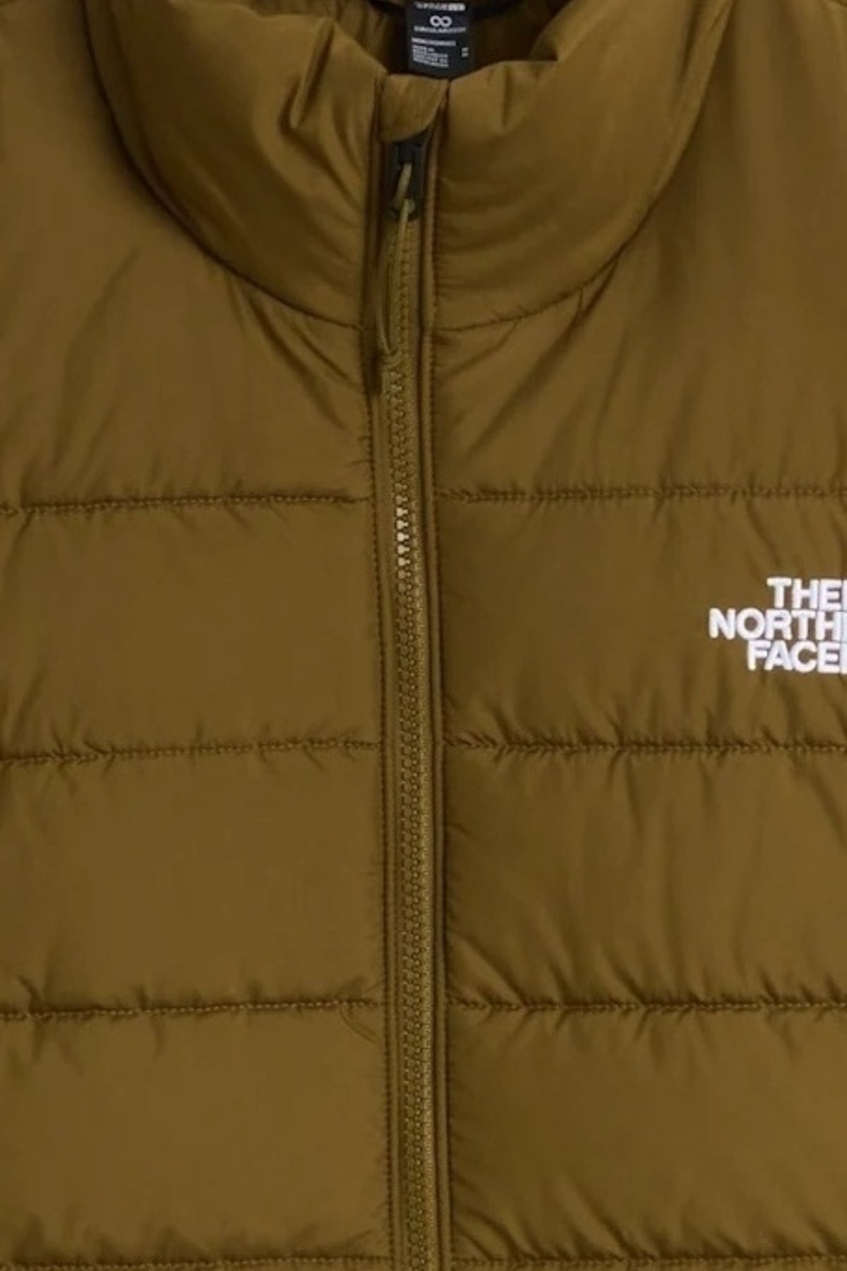 THE NORTH FACE M ACONCAGUA VEST en color VERDE (3)