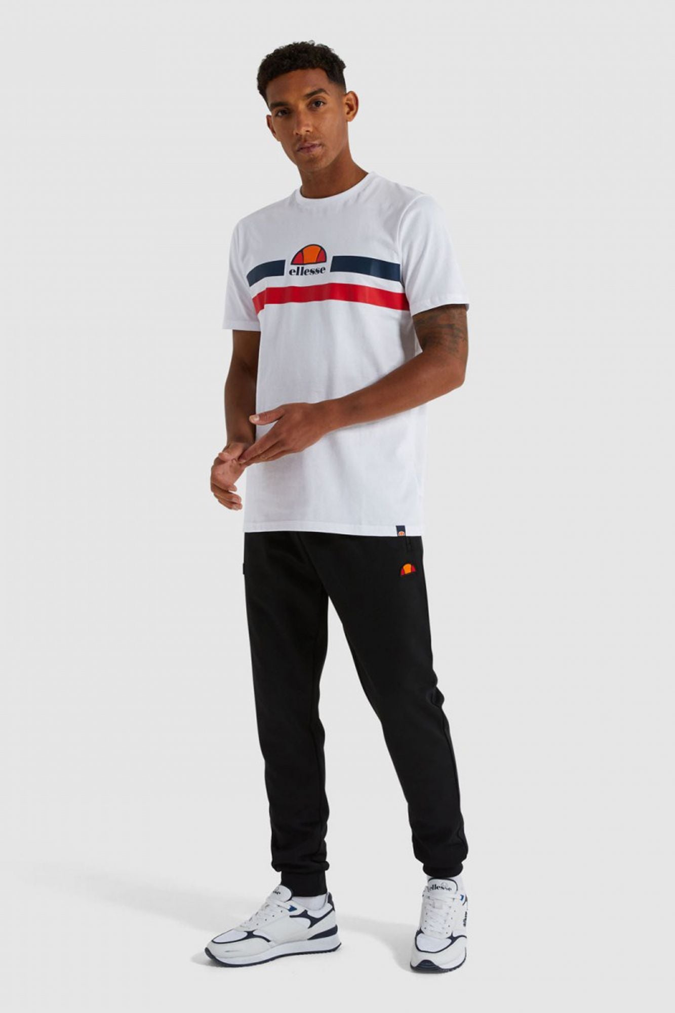 ELLESSE  BERTONI TRACK en color NEGRO (2)