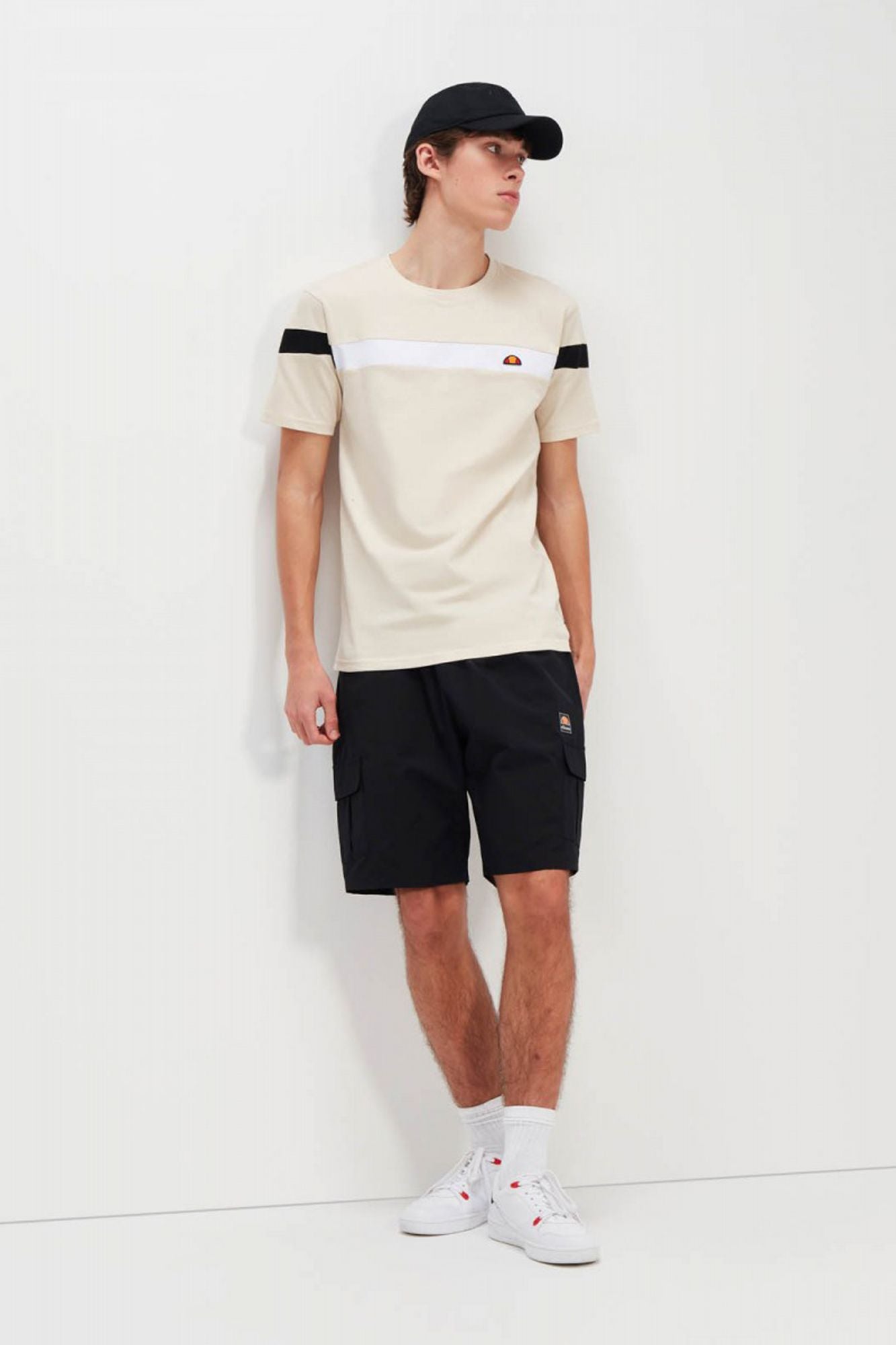 ELLESSE CASERIO TEE en color BEIS (4)
