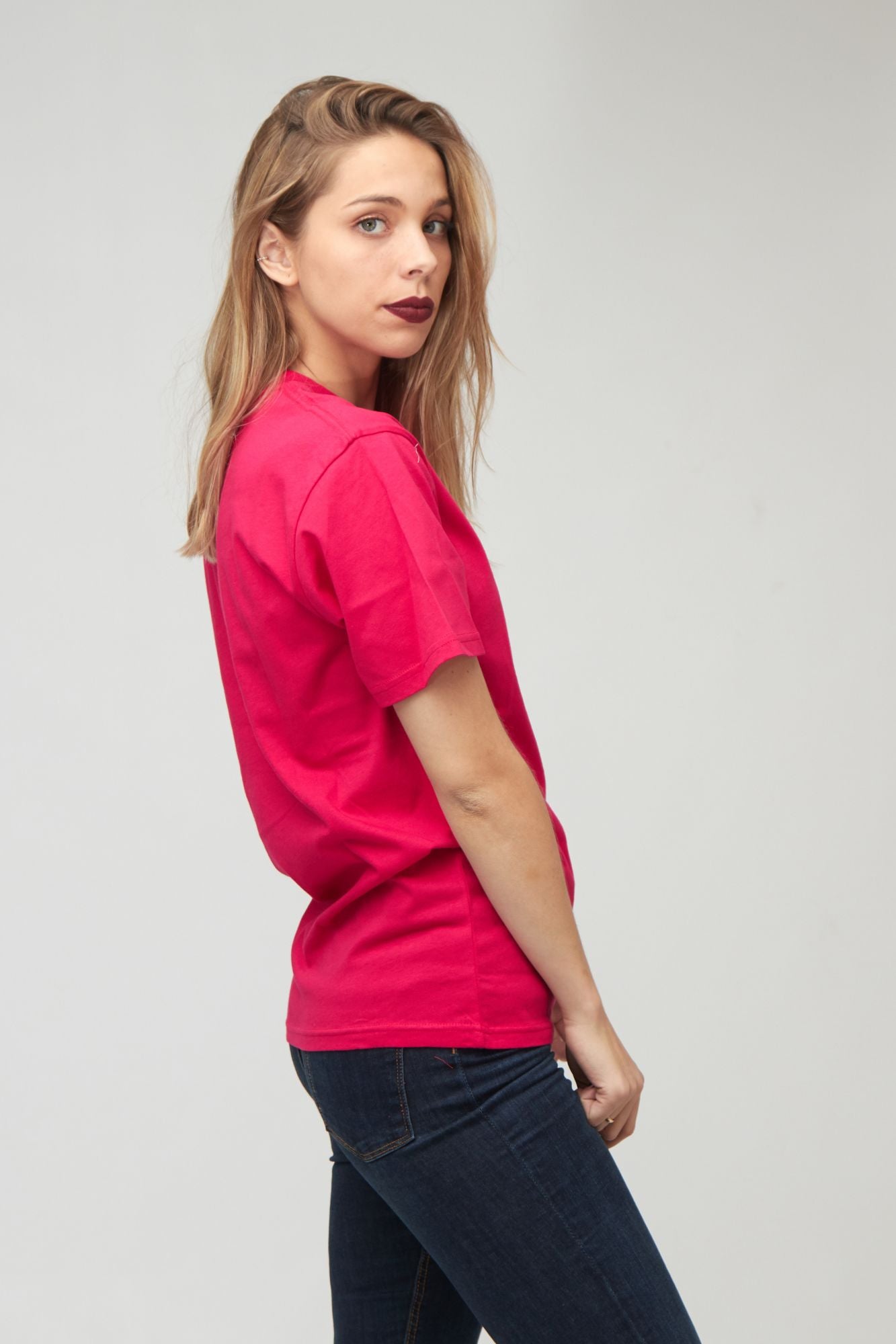 VANS OTW DISTORT CENTER SS en color ROSA (4)