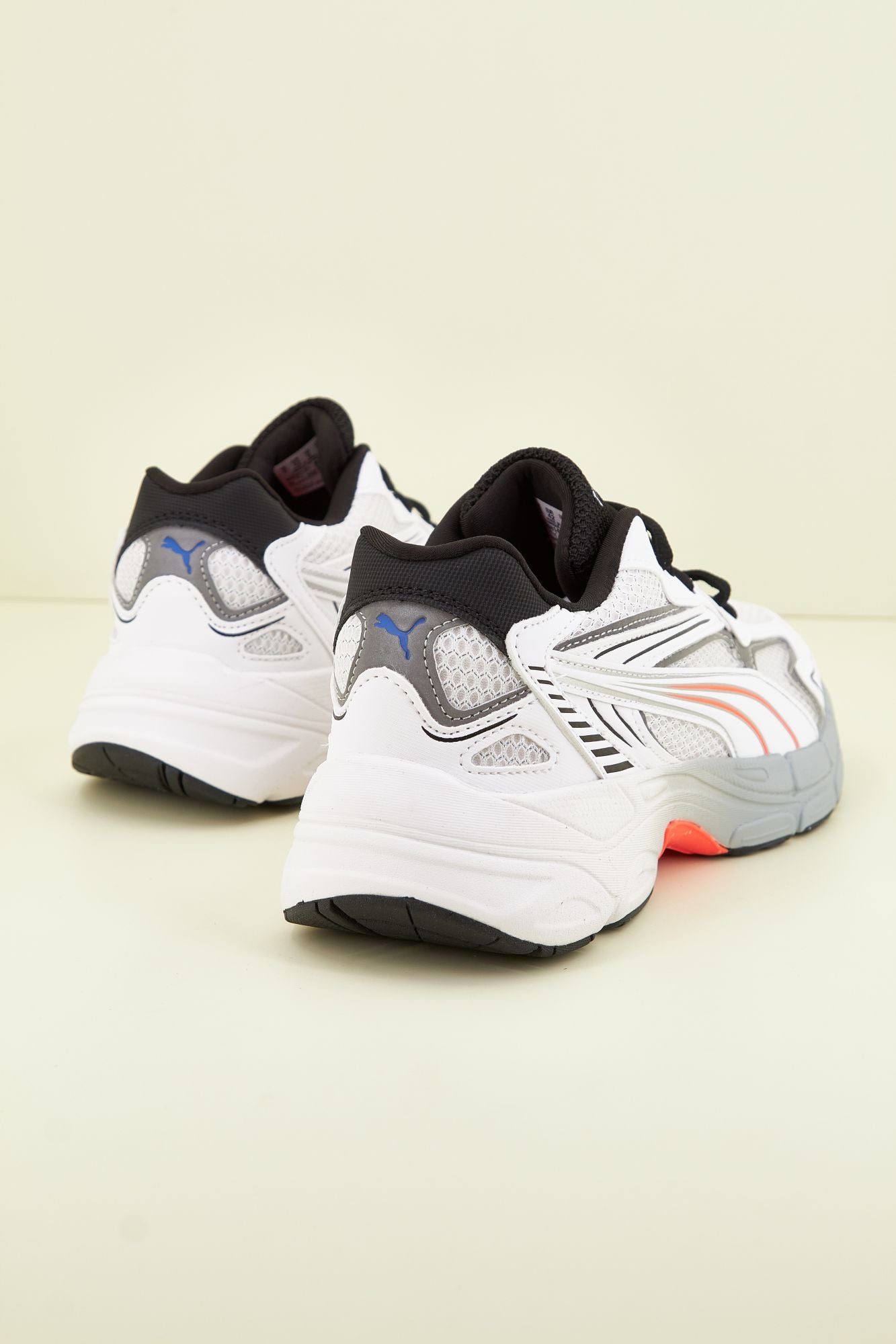 PUMA TEVERIS NITRO SPACE EXPLORER en color BLANCO (4)
