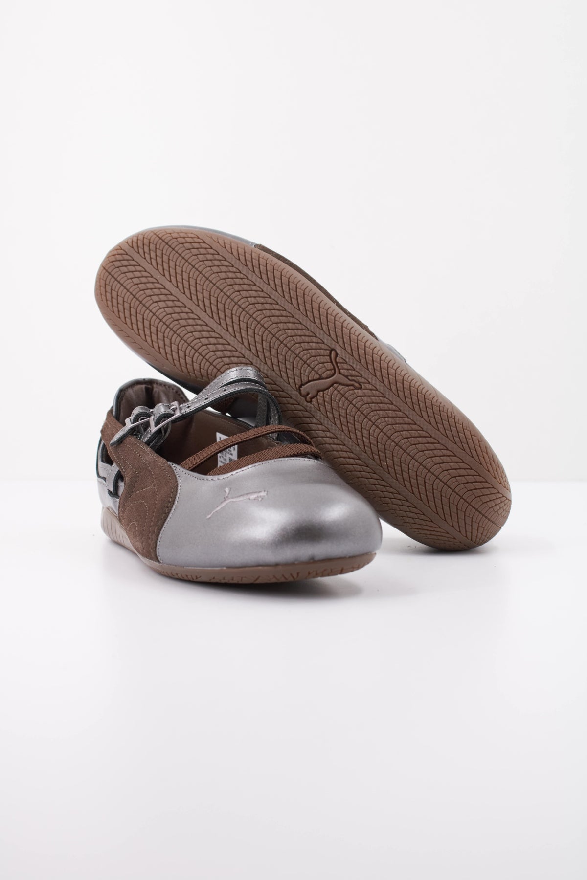 PUMA 40819701 en color MARRON (5)
