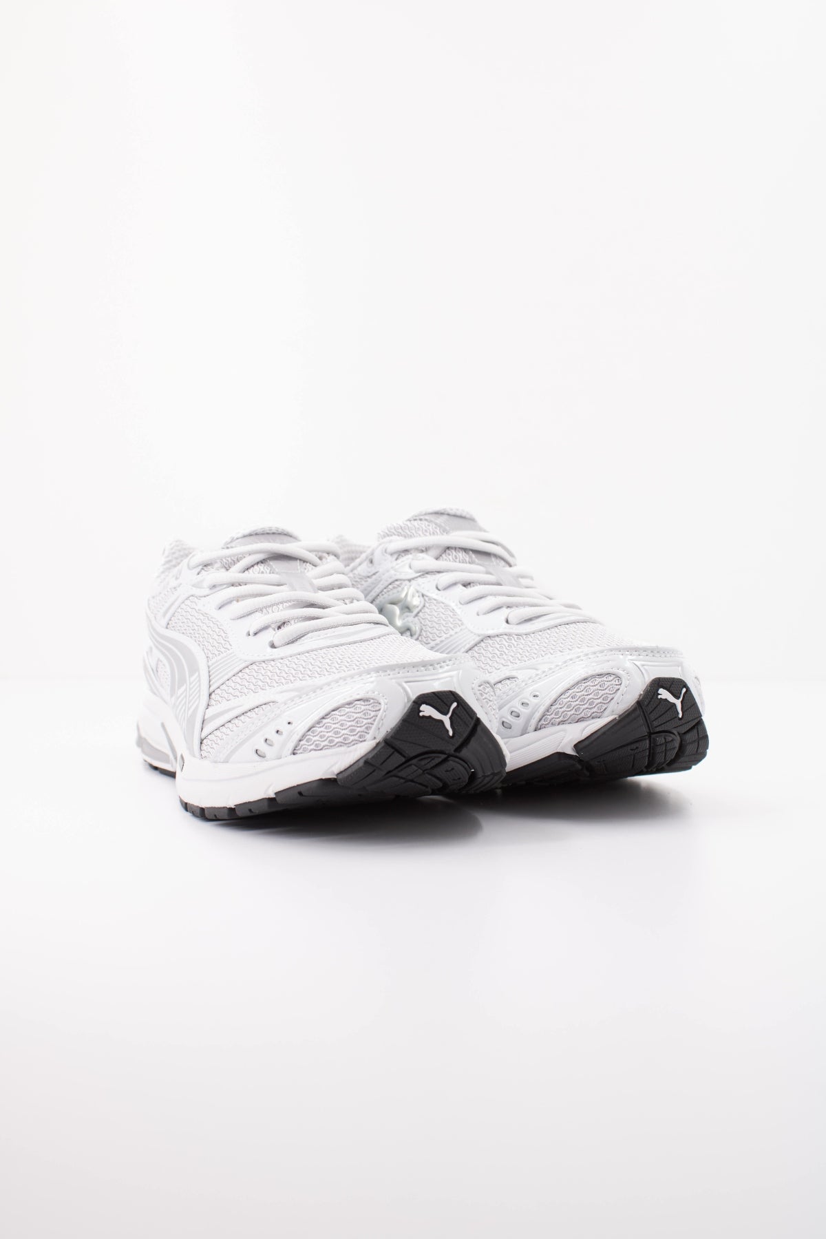 PUMA HOMURA OG en color PLATA (2)