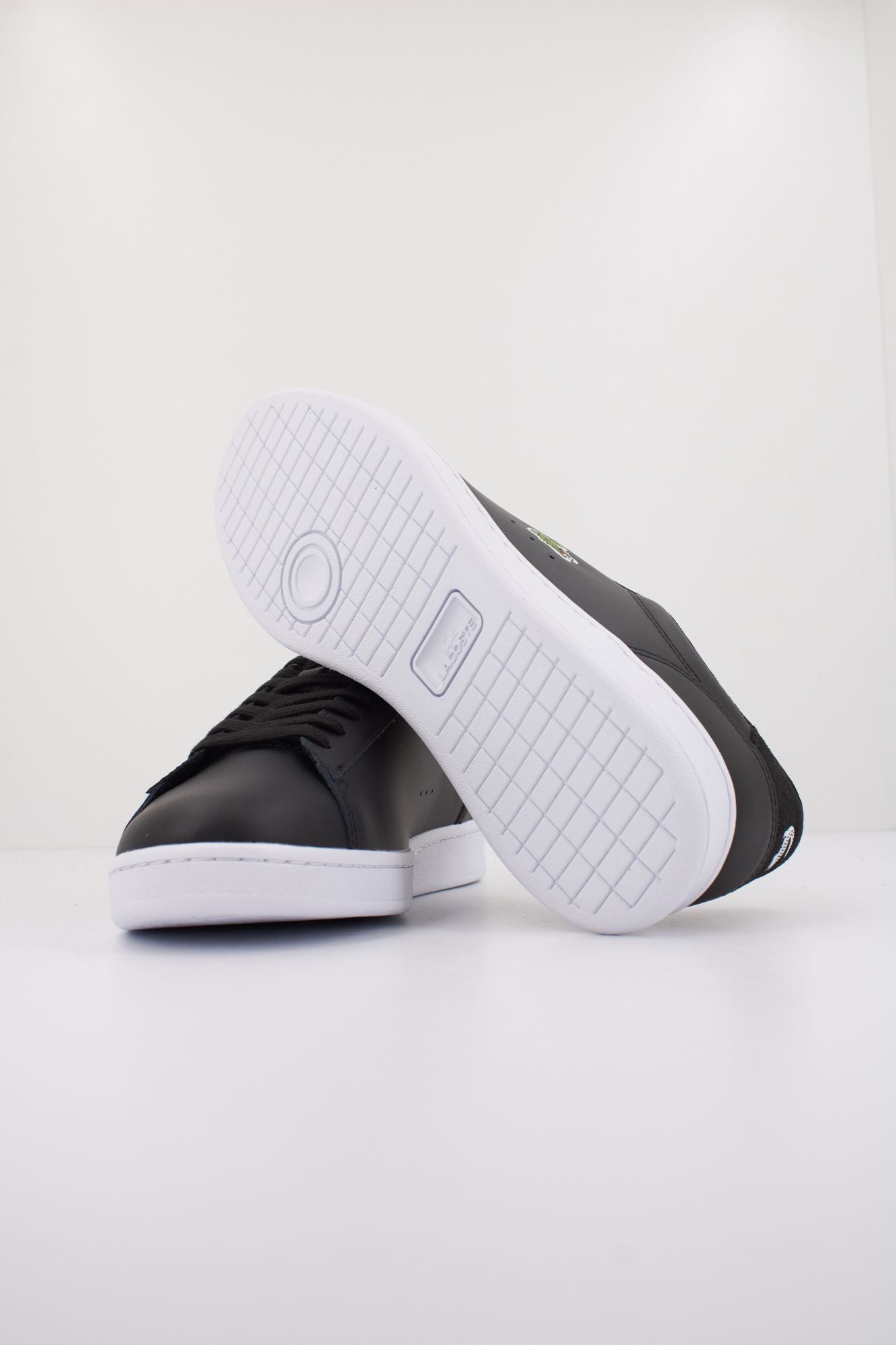 LACOSTE CARNABY SET en color NEGRO (5)