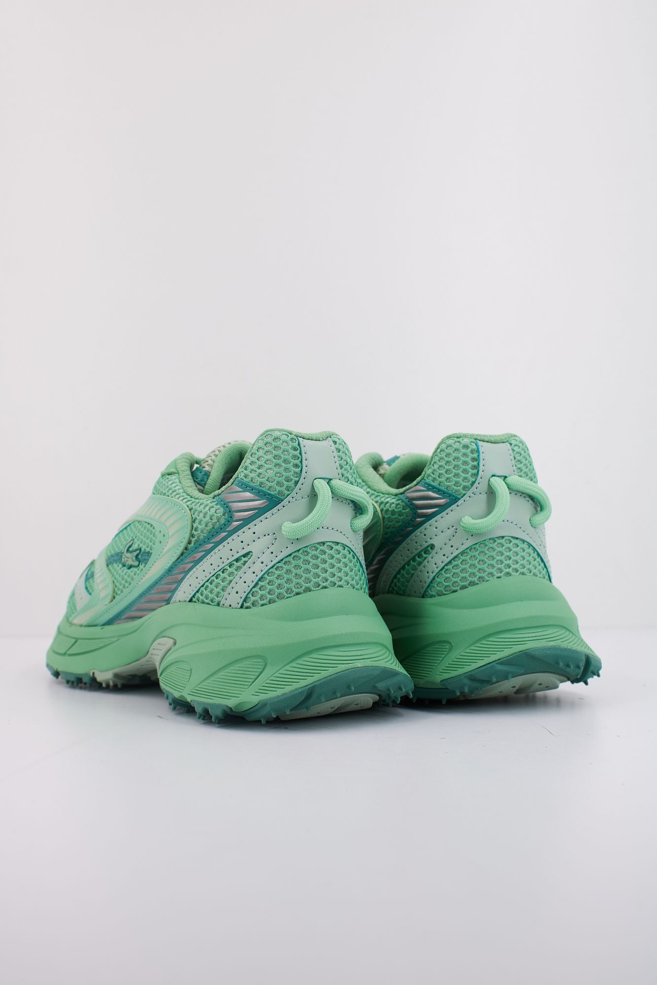 LACOSTE  L003 NEO SHOT en color VERDE (4)