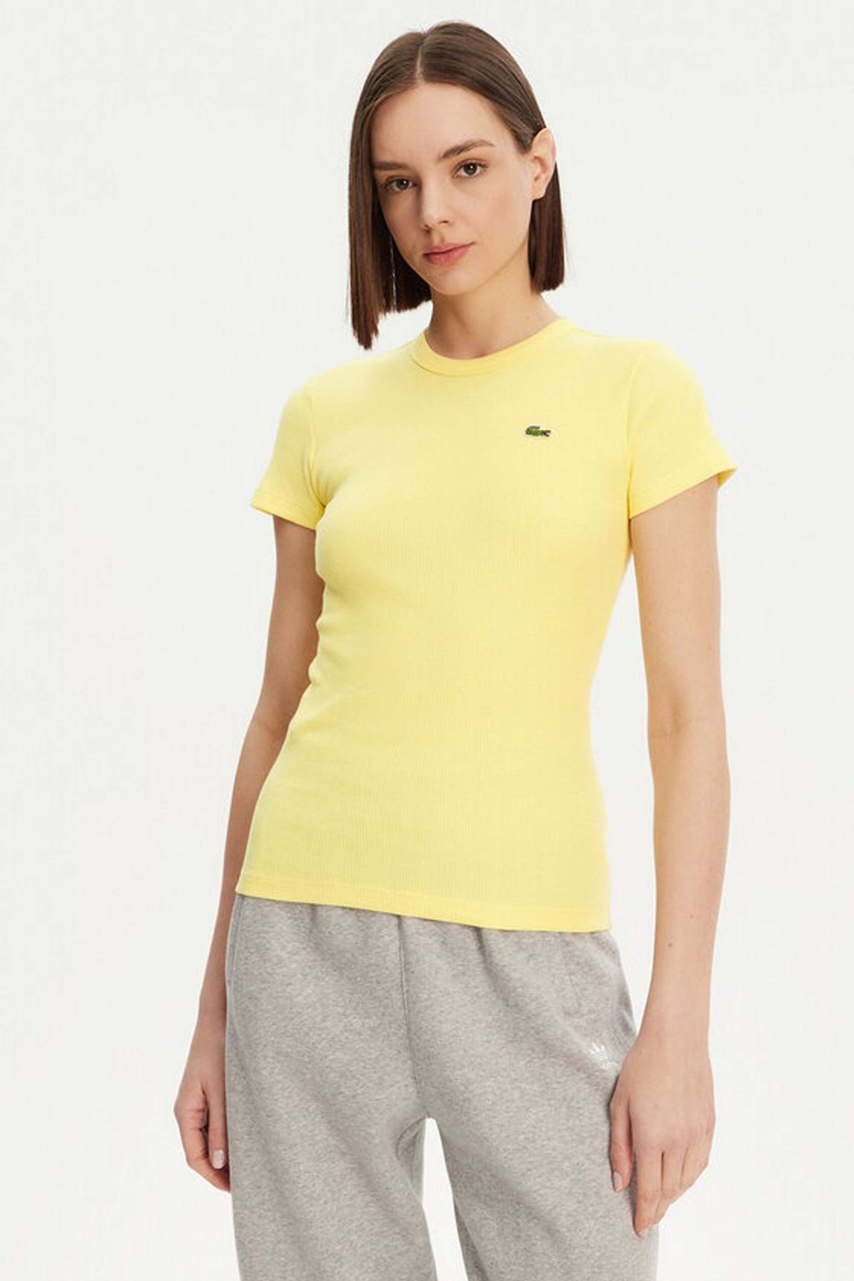 LACOSTE SLIM FIT RIBBED COTTON T-SHIRT en color AMARILLO (3)