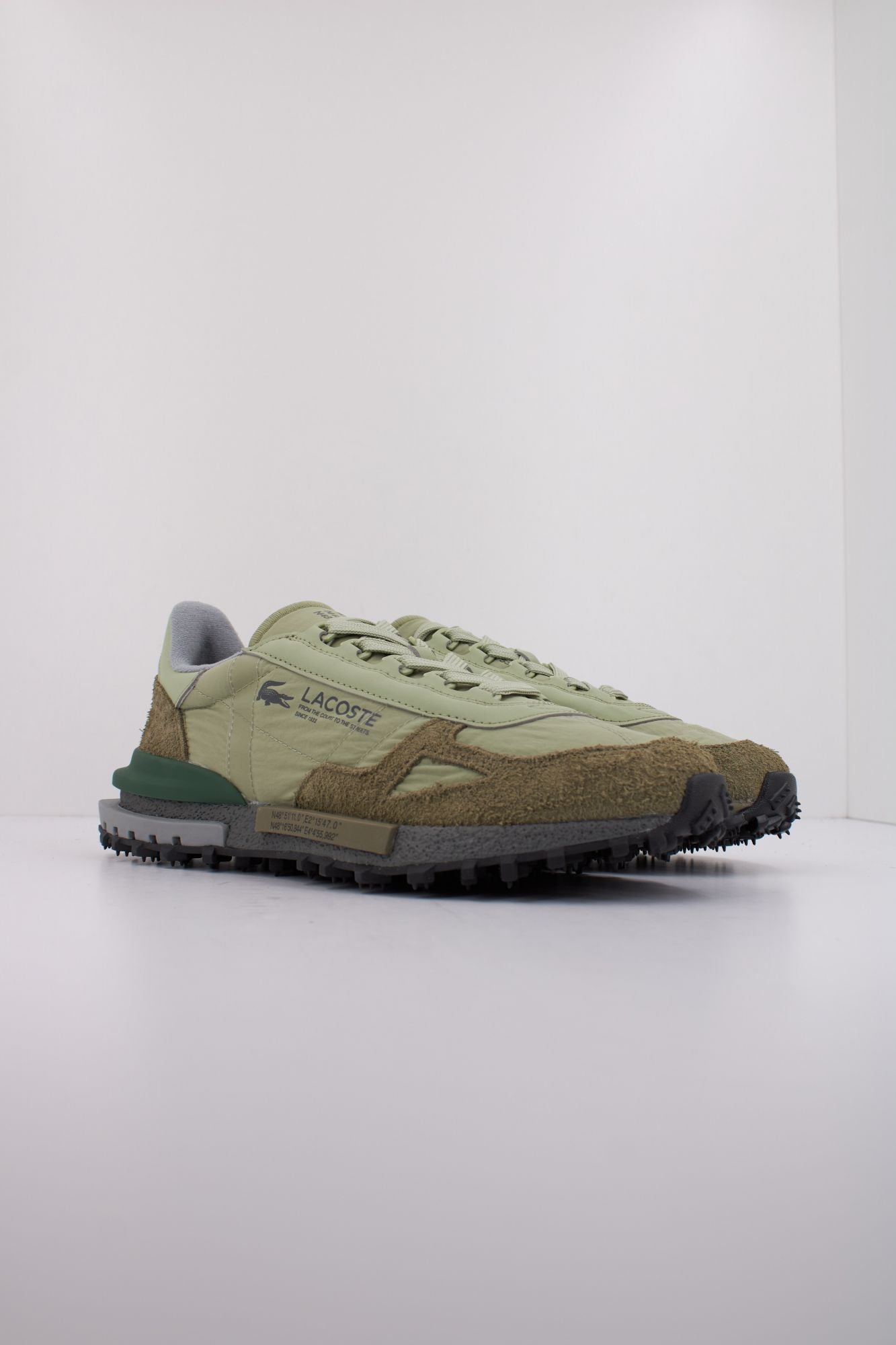 LACOSTE  MEN'S ELITE ACTIVE SNEAKE  en color VERDE (2)