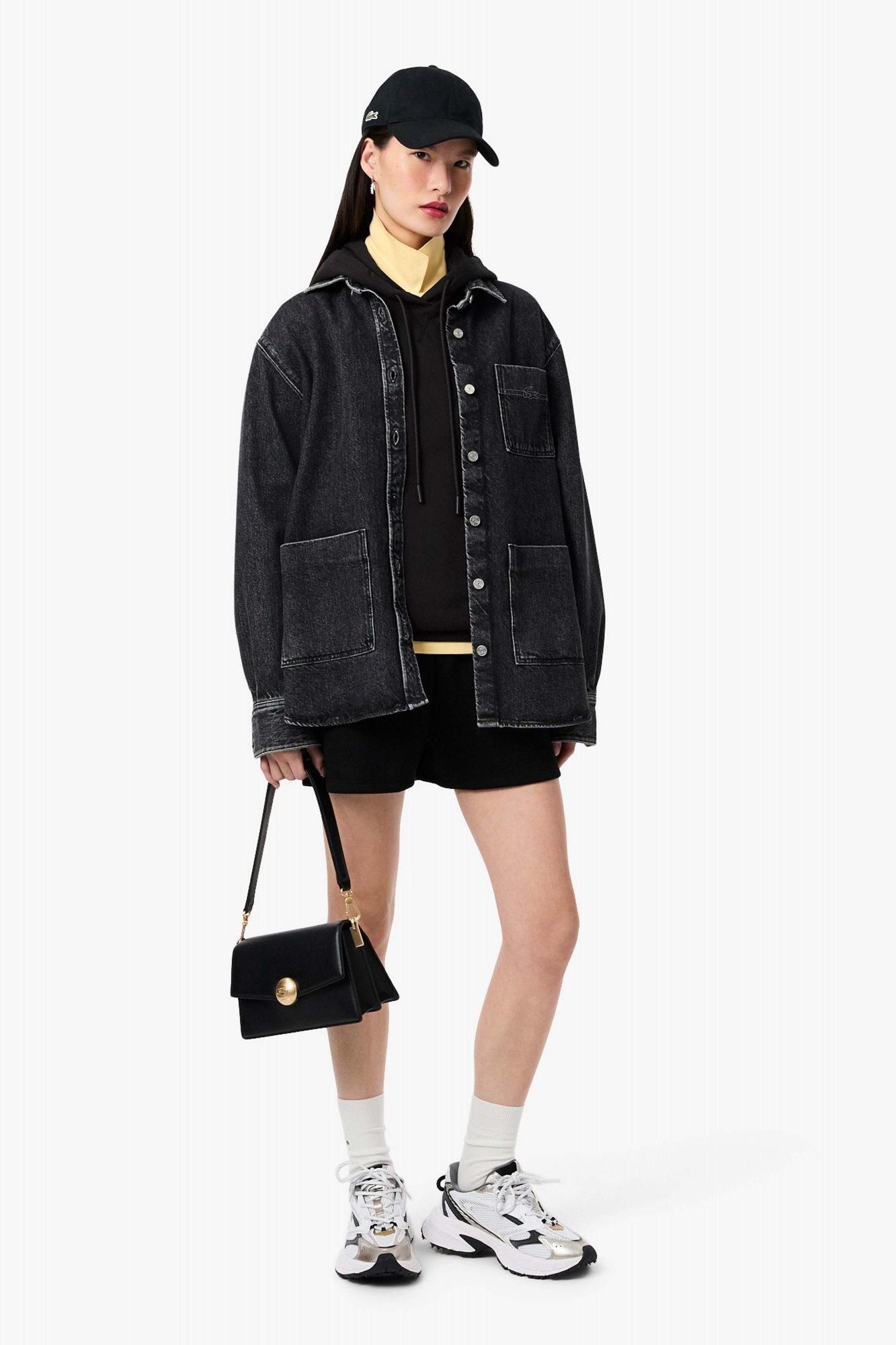LACOSTE OVERSIZED FLEECE HOODIE en color NEGRO (4)