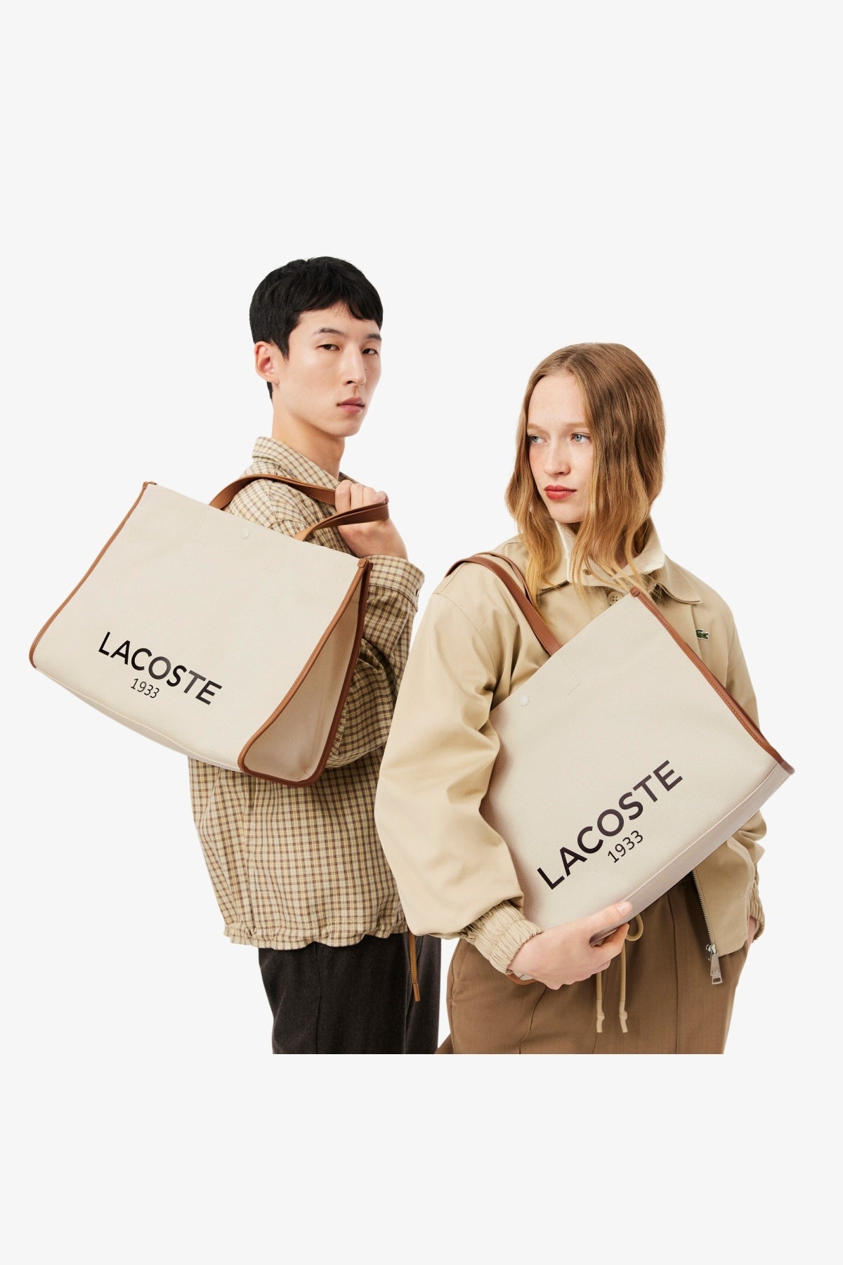 LACOSTE SHOPPING BAG en color BEIS (8)