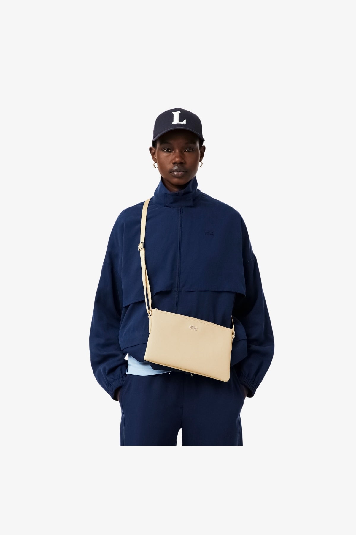 LACOSTE NF1887PK en color BEIS (4)