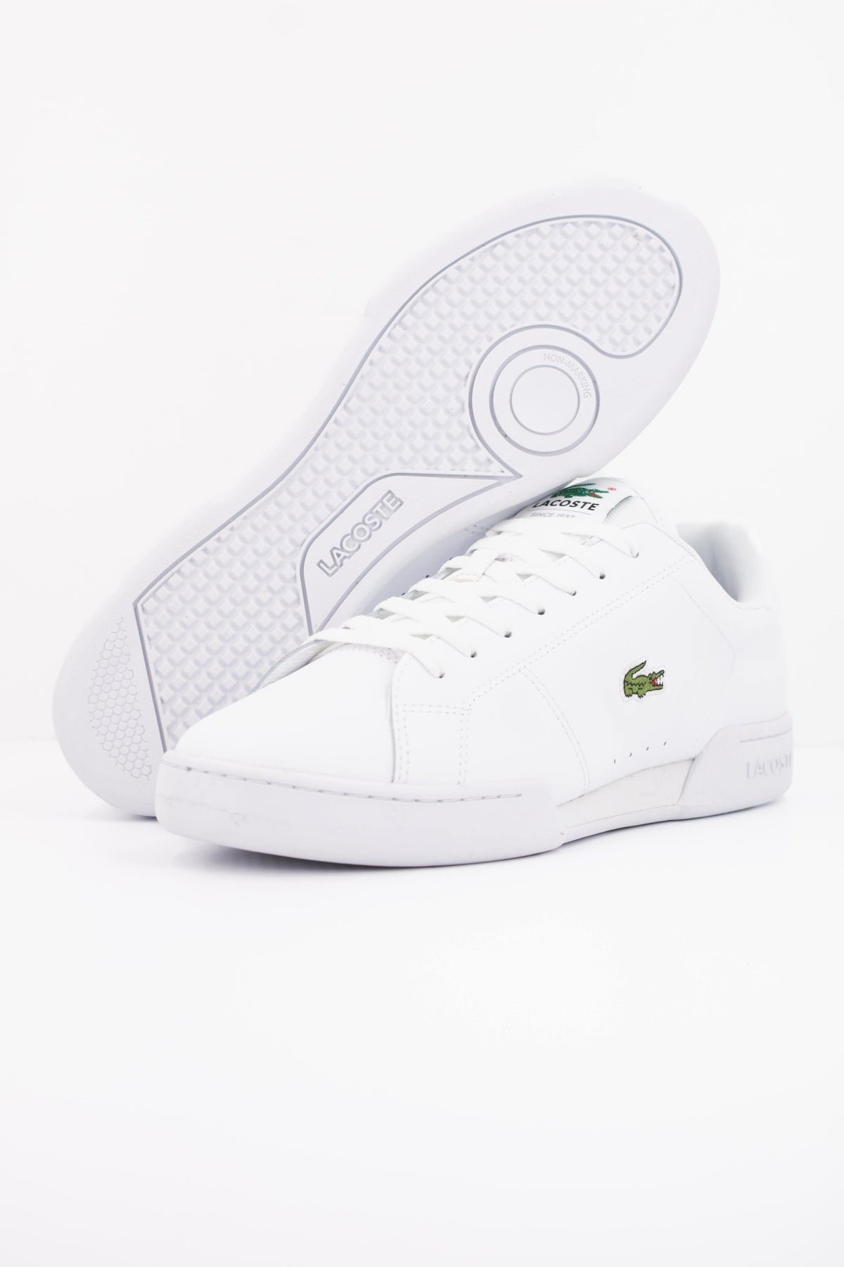 LACOSTE DEPORTIVO CARNABY en color BLANCO (5)