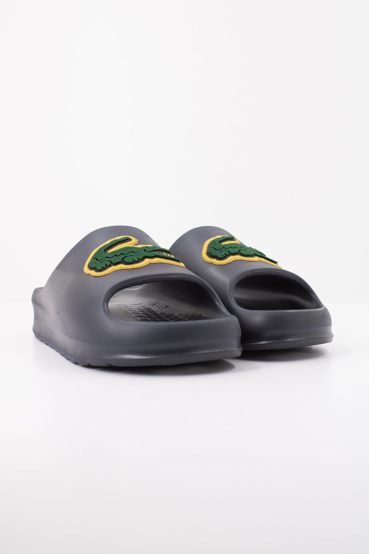 LACOSTE 52CMA0001 en color NEGRO (3)