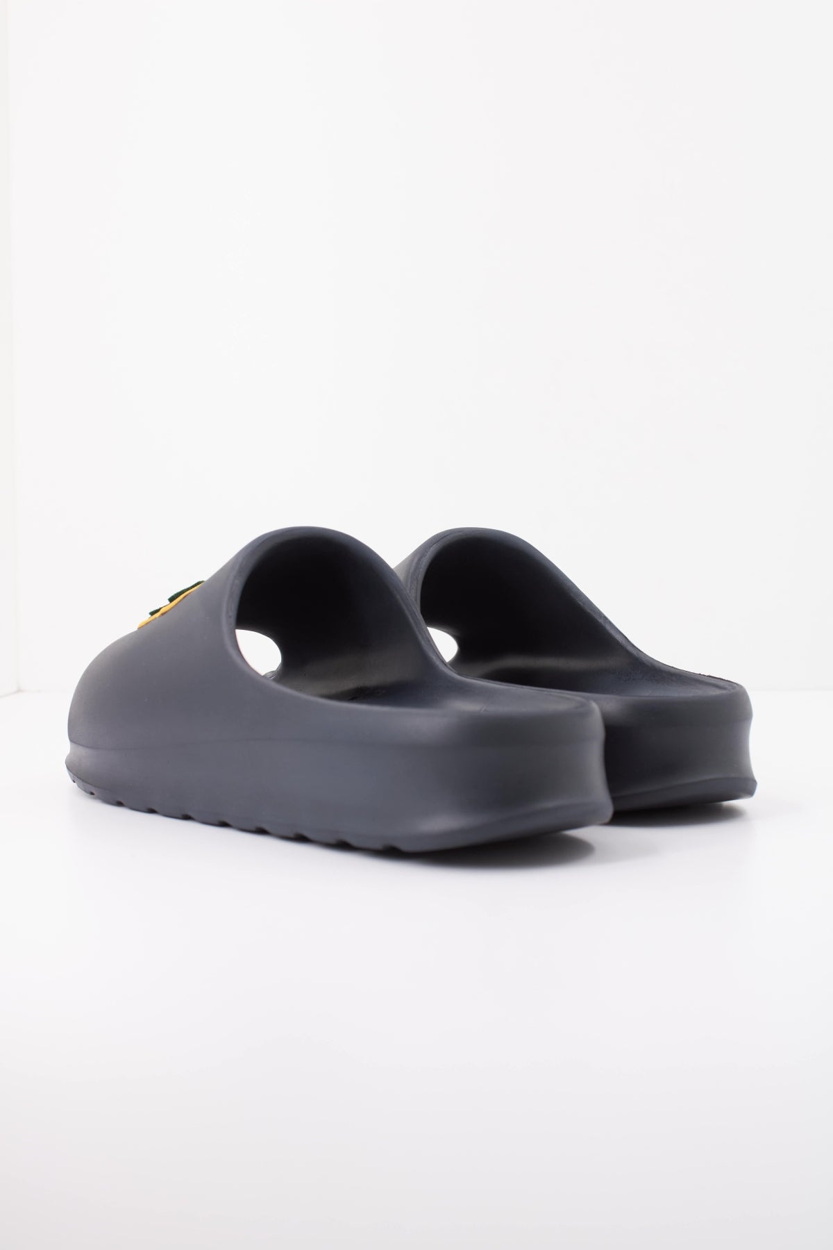 LACOSTE 52CMA0001 en color NEGRO (4)