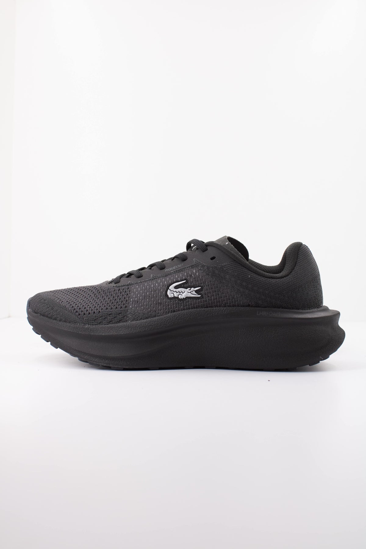 LACOSTE 52SMA0181 NEO RUN2 en color NEGRO (1)