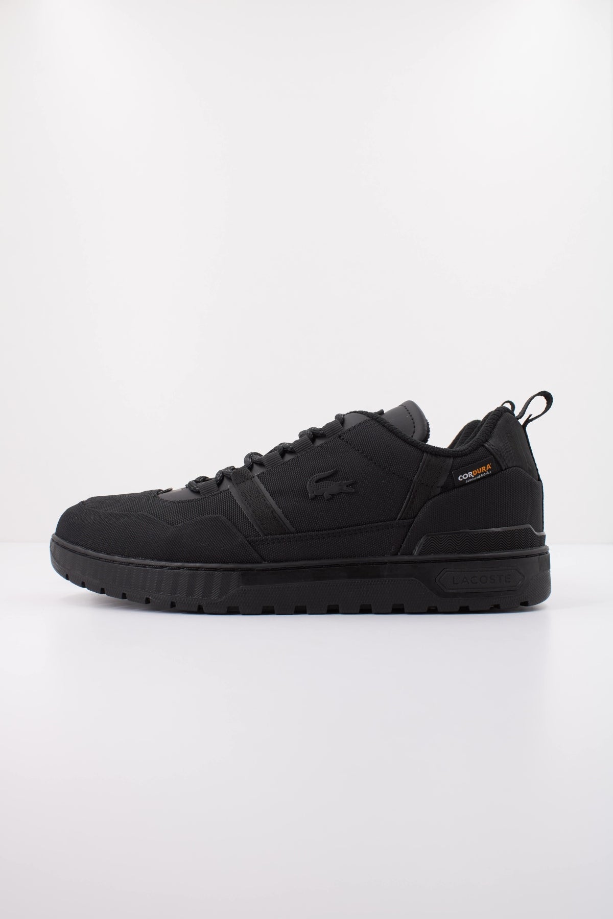 LACOSTE 48SMA0038 T CLIP WNTR en color NEGRO (1)