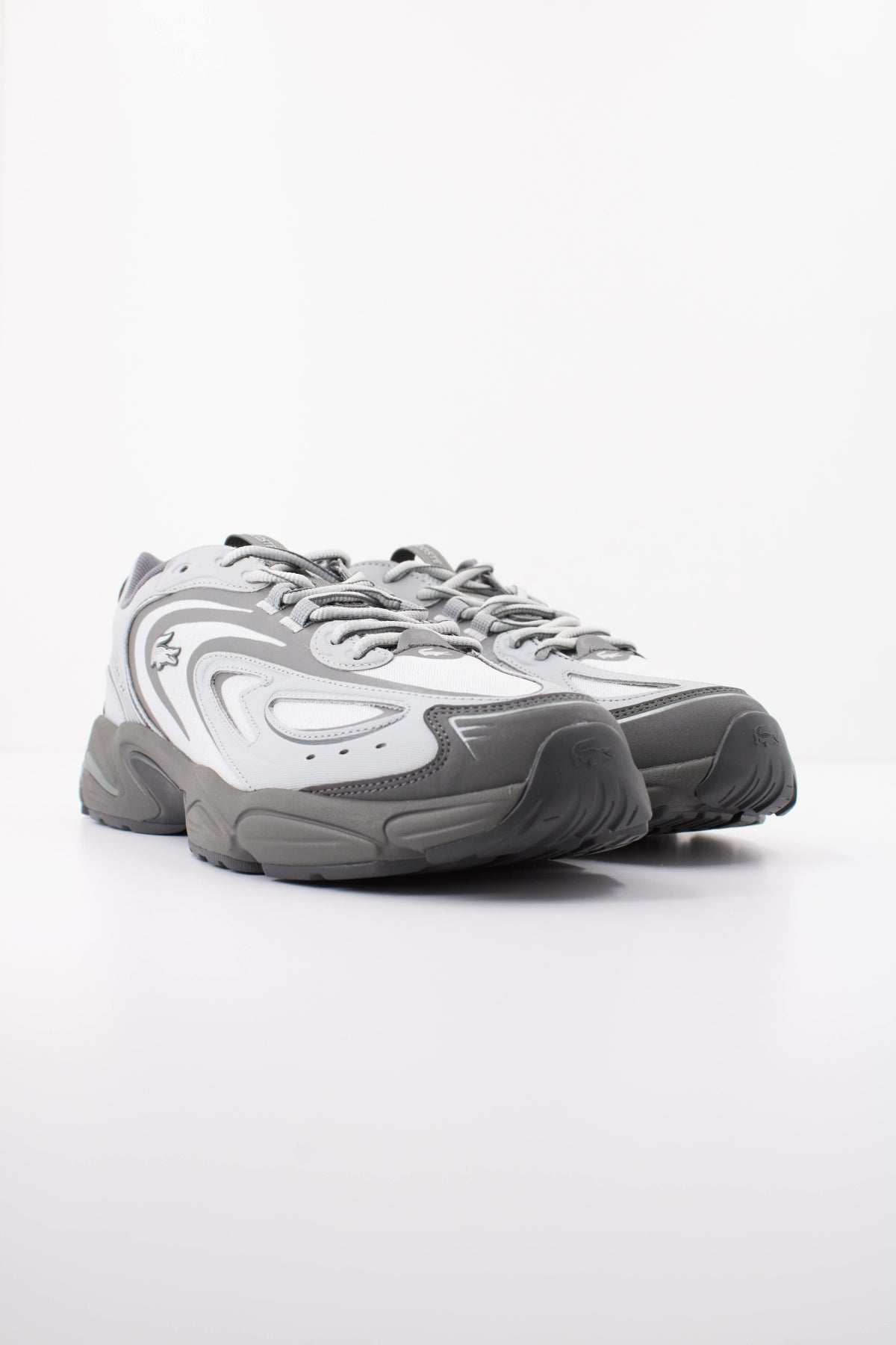LACOSTE 52SMA0137 STORM 96 en color GRIS (2)