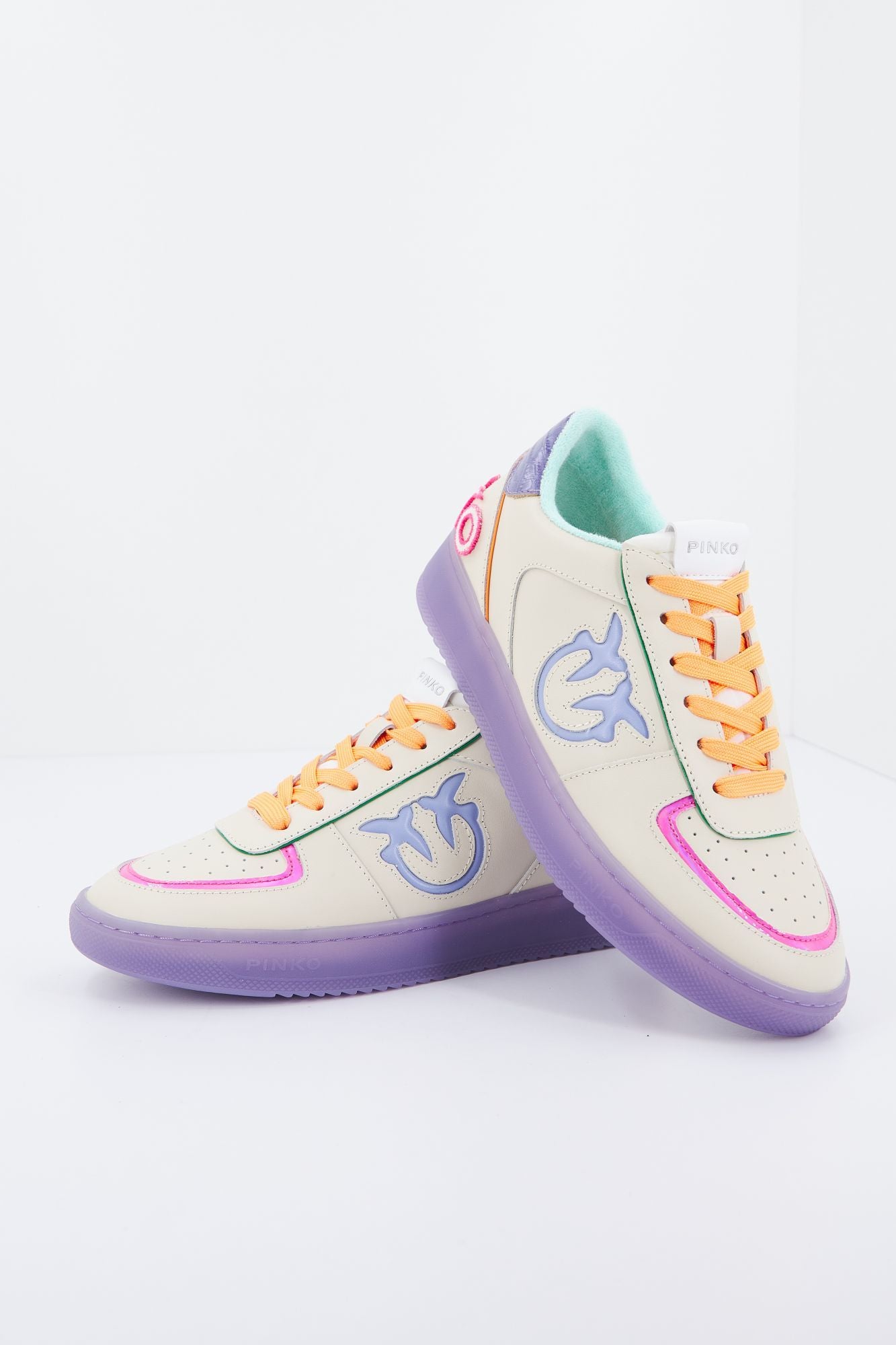 PINKO  NORMANDIA BASKET SNEAKE en color BEIS (2)