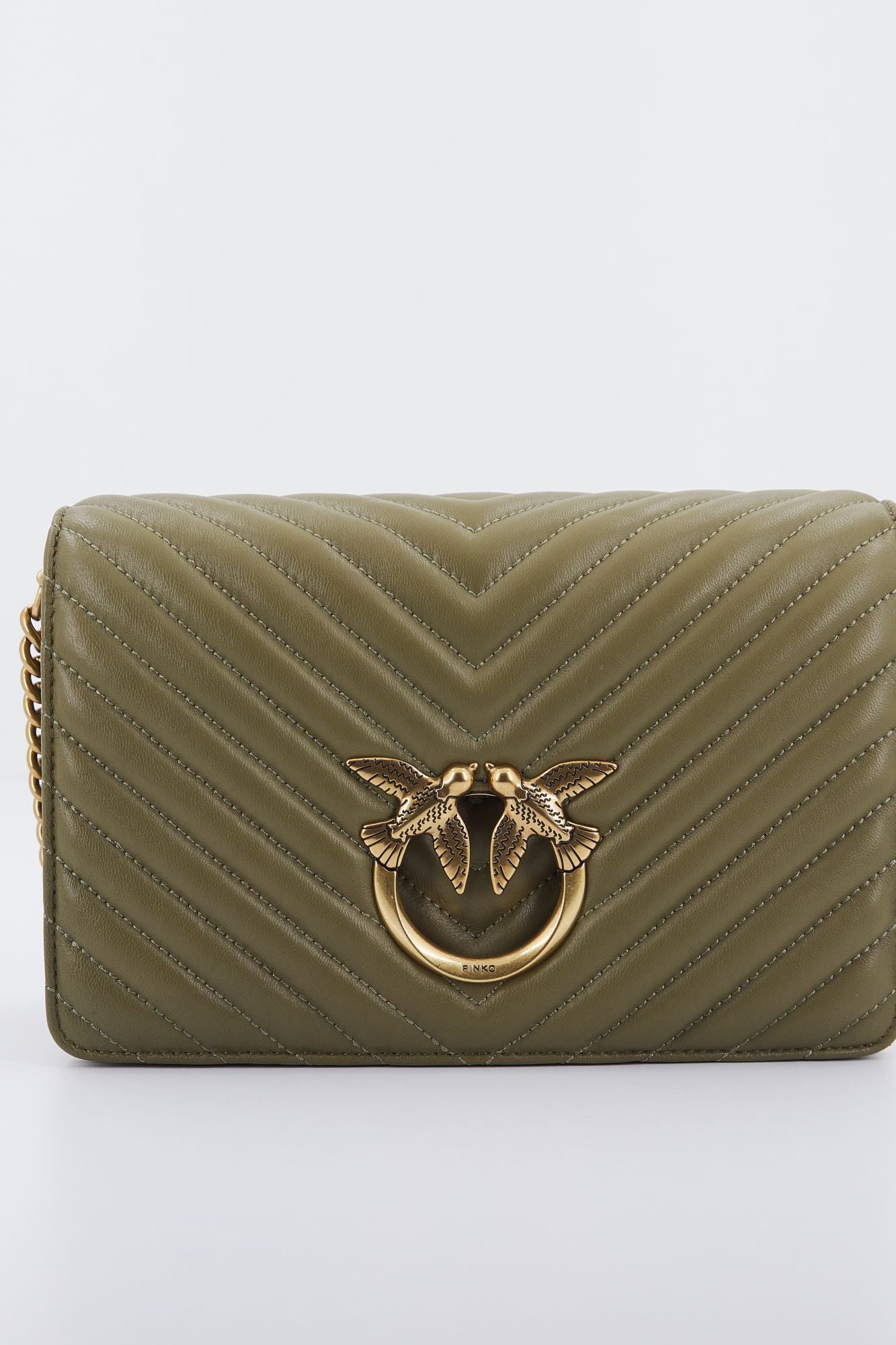 PINKO LOVE CLICK CLASSIC en color VERDE (2)