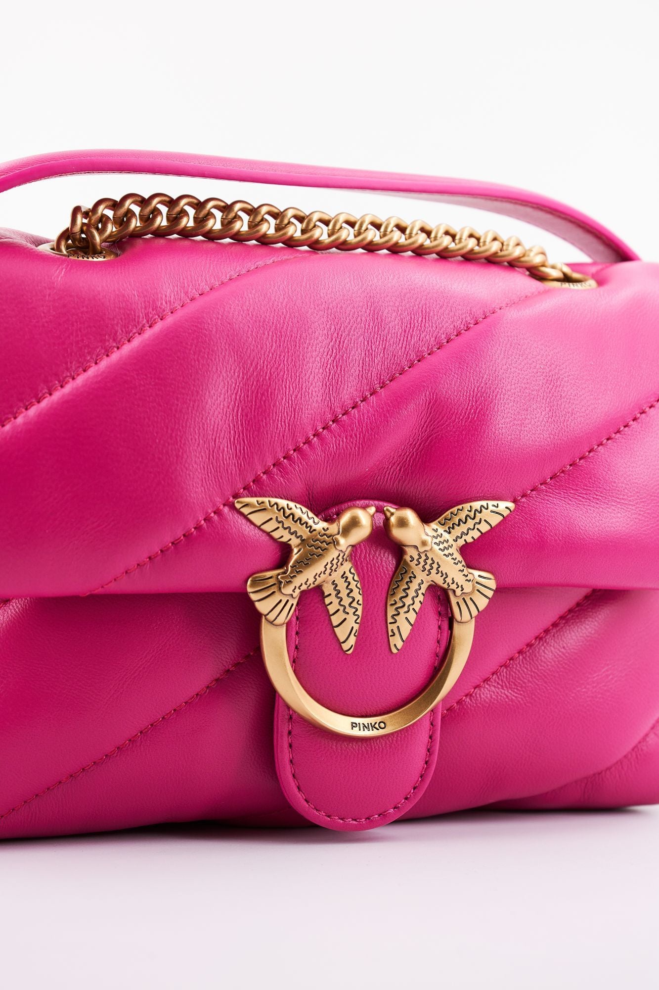 PINKO  LOVE MINI PUFF CL SHEEP en color ROSA (4)