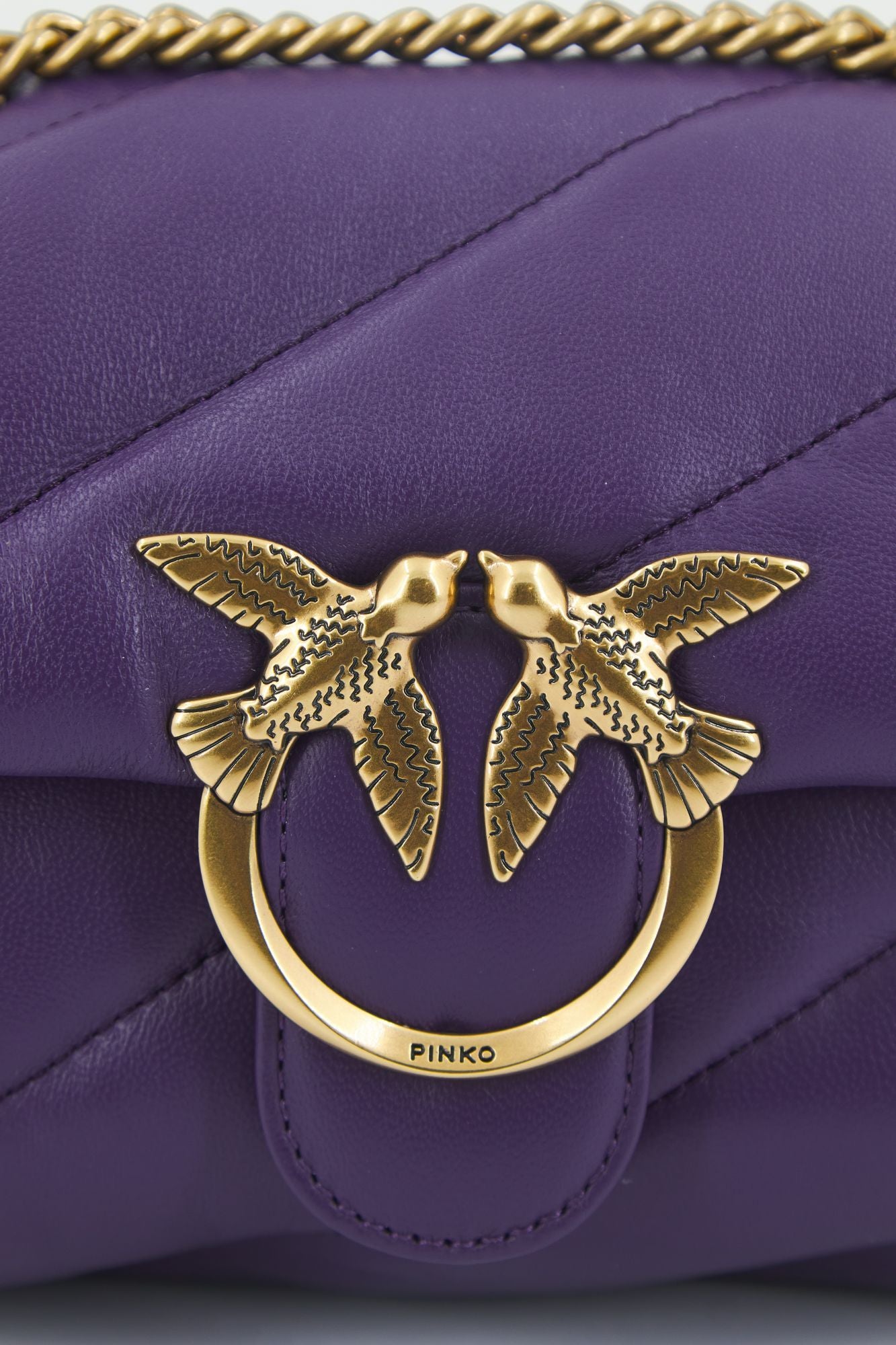 PINKO  LOVE MINI PUFF CL SHEEP en color VIOLETA (4)