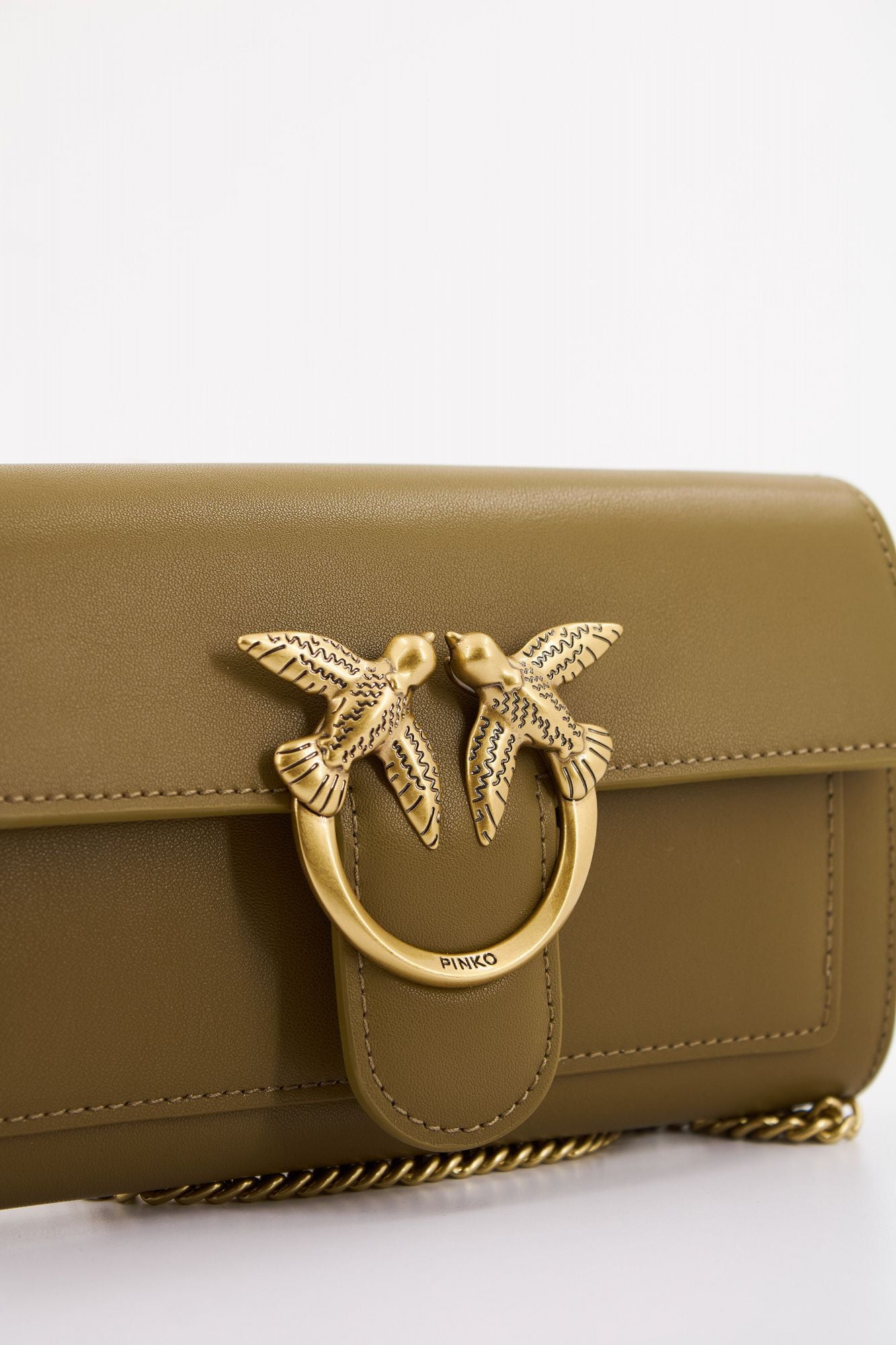 PINKO  LOVE ONE WALLET C VITEL en color VERDE (4)