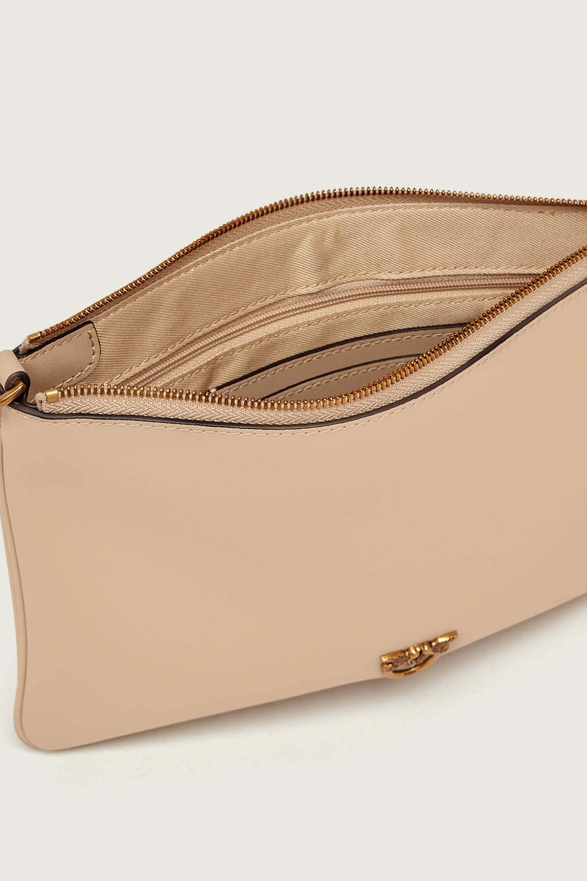 PINKO CLASSIC FLAT LOVE BAG SIMPLY en color BEIS (4)