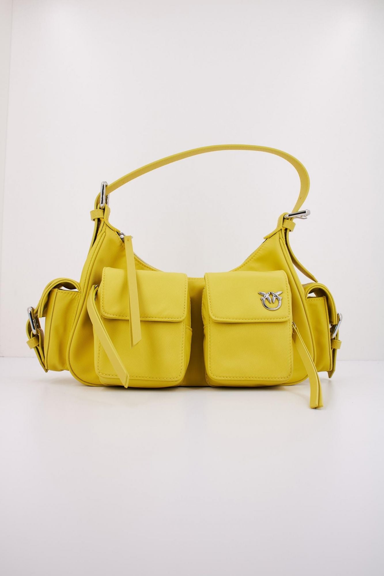 PINKO CARGO BAG en color AMARILLO (1)