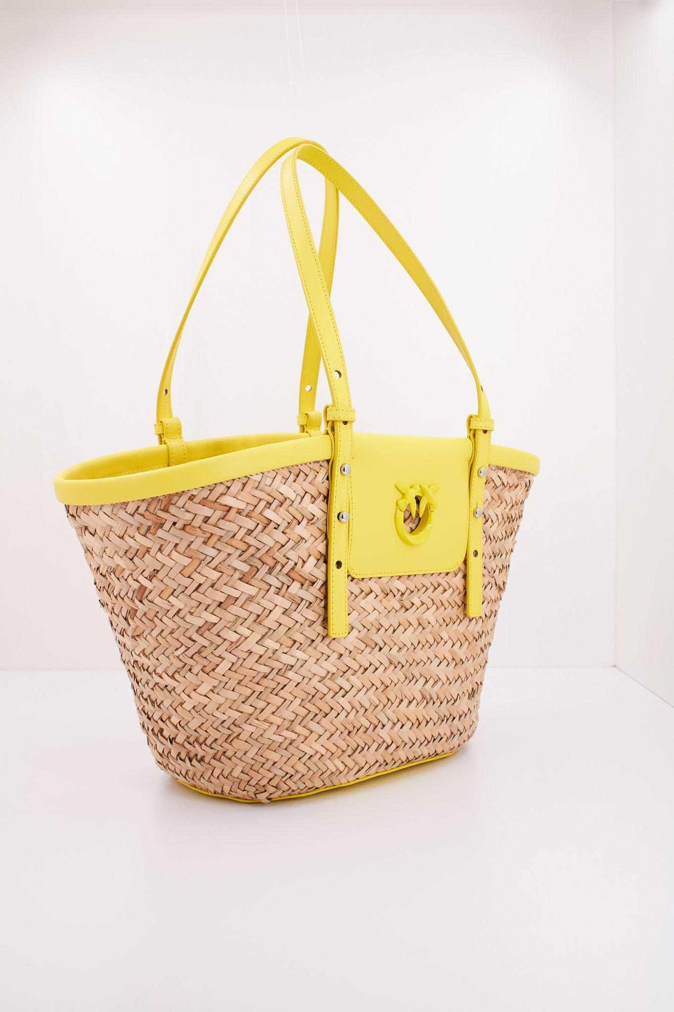 PINKO  LOVE SUMMER BASKET en color AMARILLO (2)