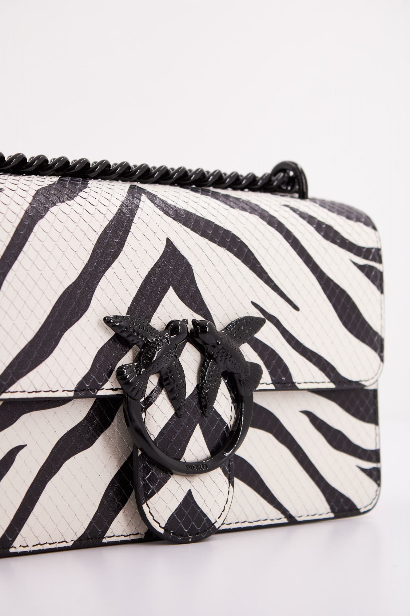 PINKO LOVE ICON MINI DC en color ANIMAL PRINT (4)