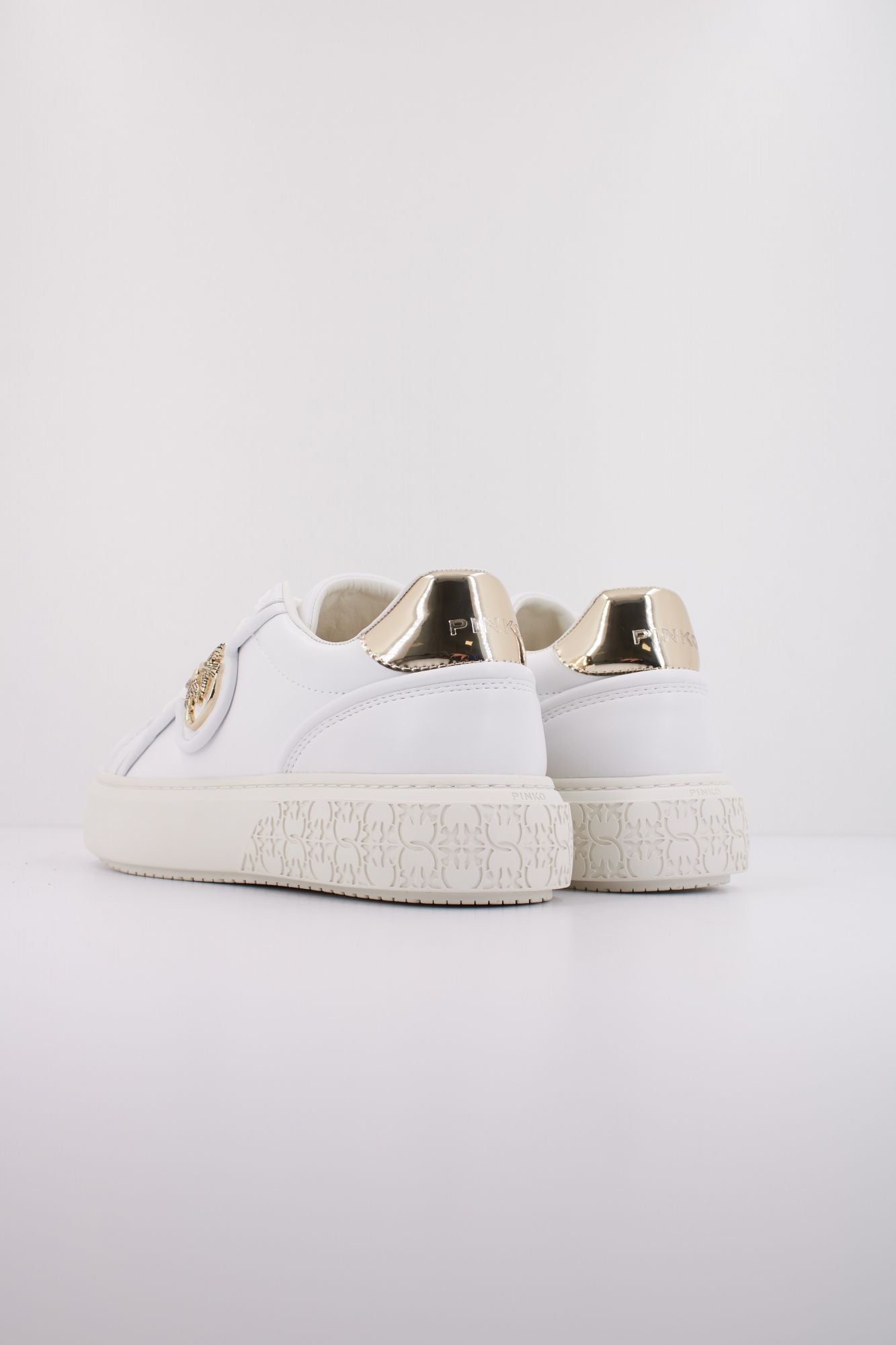 PINKO YOKO 06 LEATHER en color BLANCO (4)