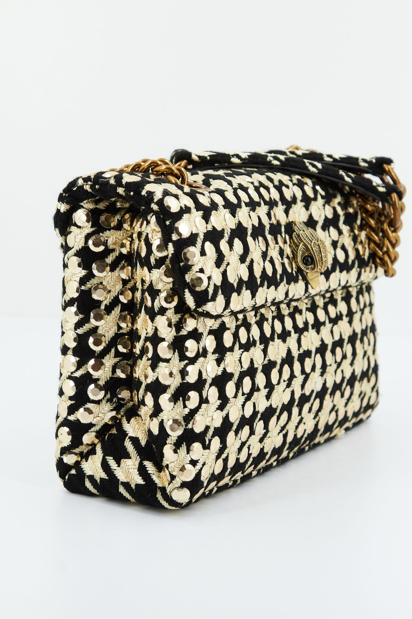 KURT GEIGER LONDON KENSINGTON STUDS en color NEGRO (2)