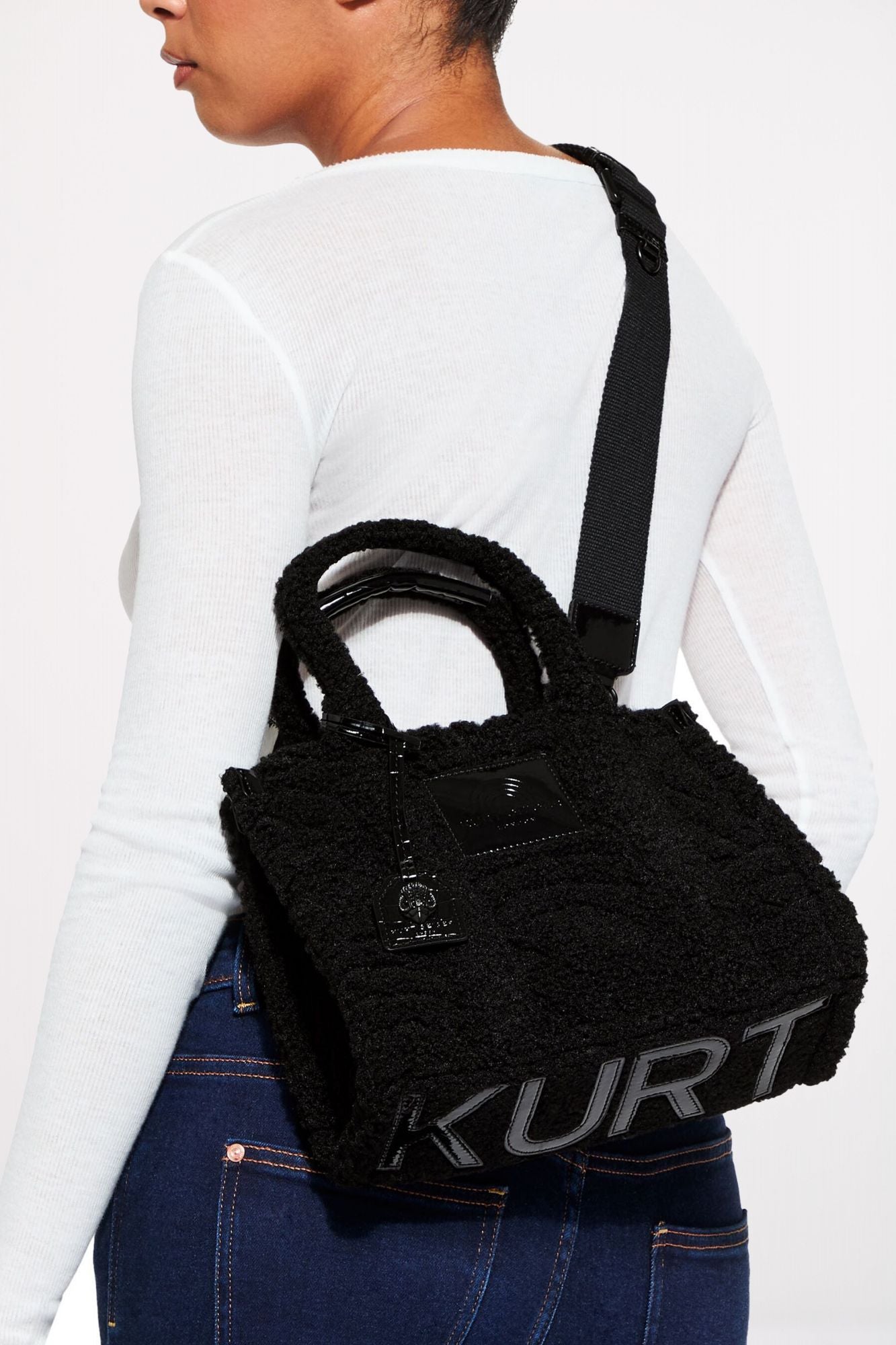 KURT GEIGER LONDON F FUR SM SOUTHBANK TOTE en color NEGRO (5)