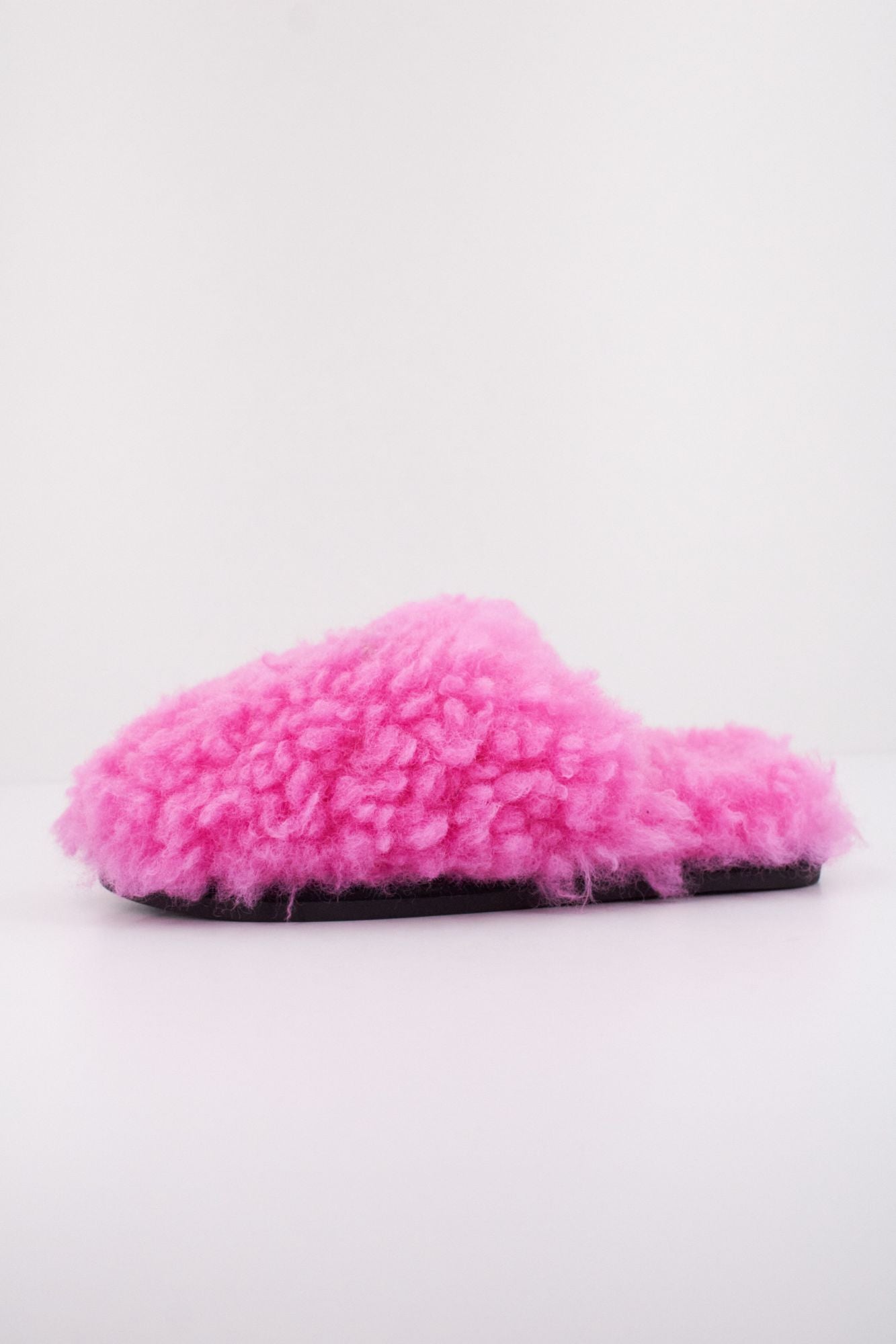KURT GEIGER LONDON SLIPPERS en color ROSA (1)