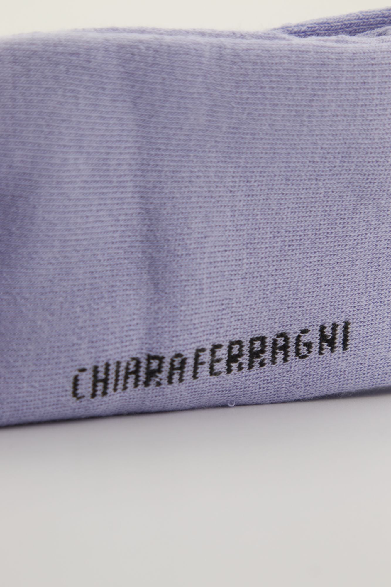 CHIARA FERRAGNI MAXI LOGOMANIA LUREX SOCKS en color VIOLETA (4)