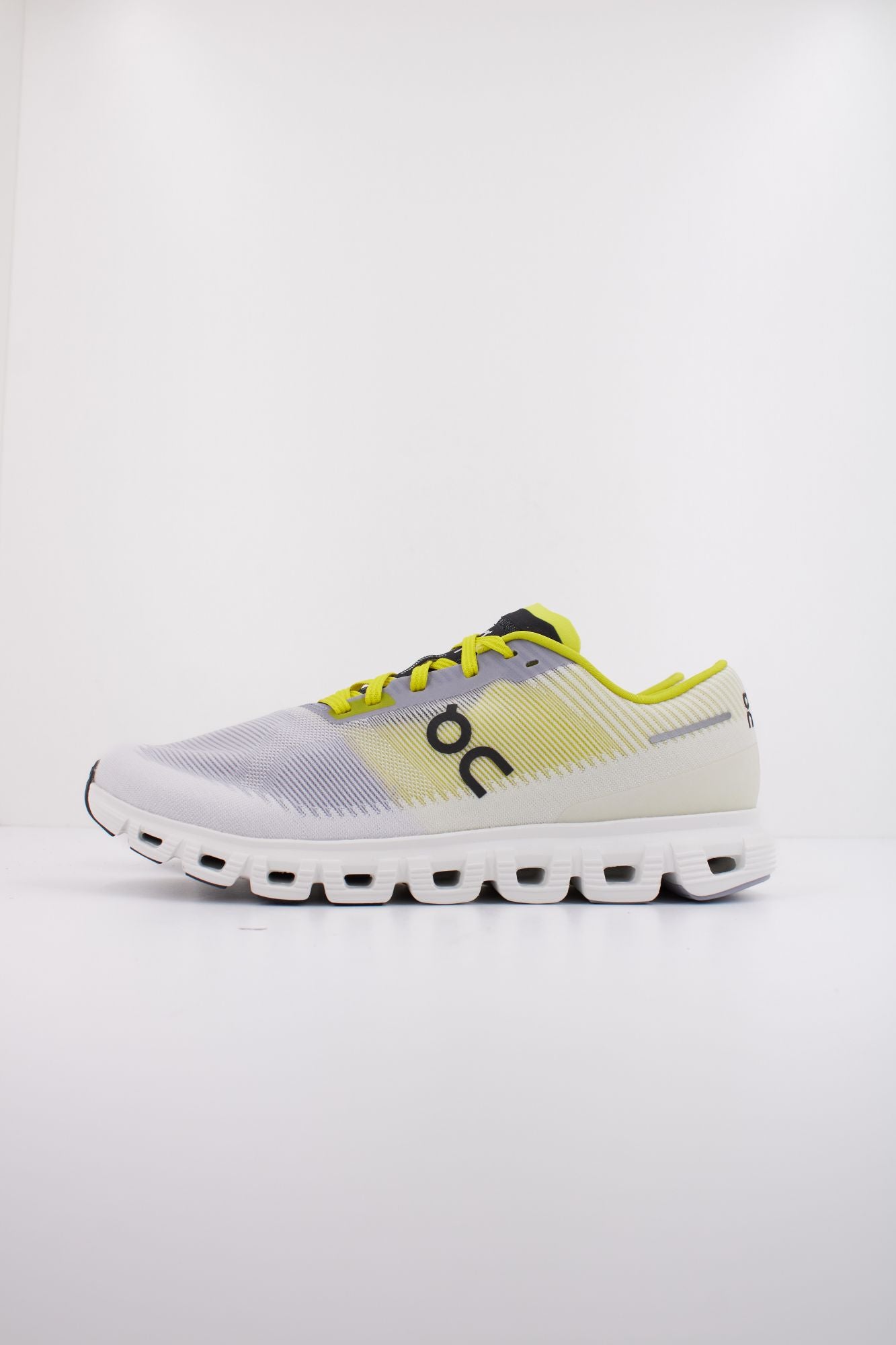 ON RUNNING  CLOUD 6 PUSH  en color VIOLETA (1)