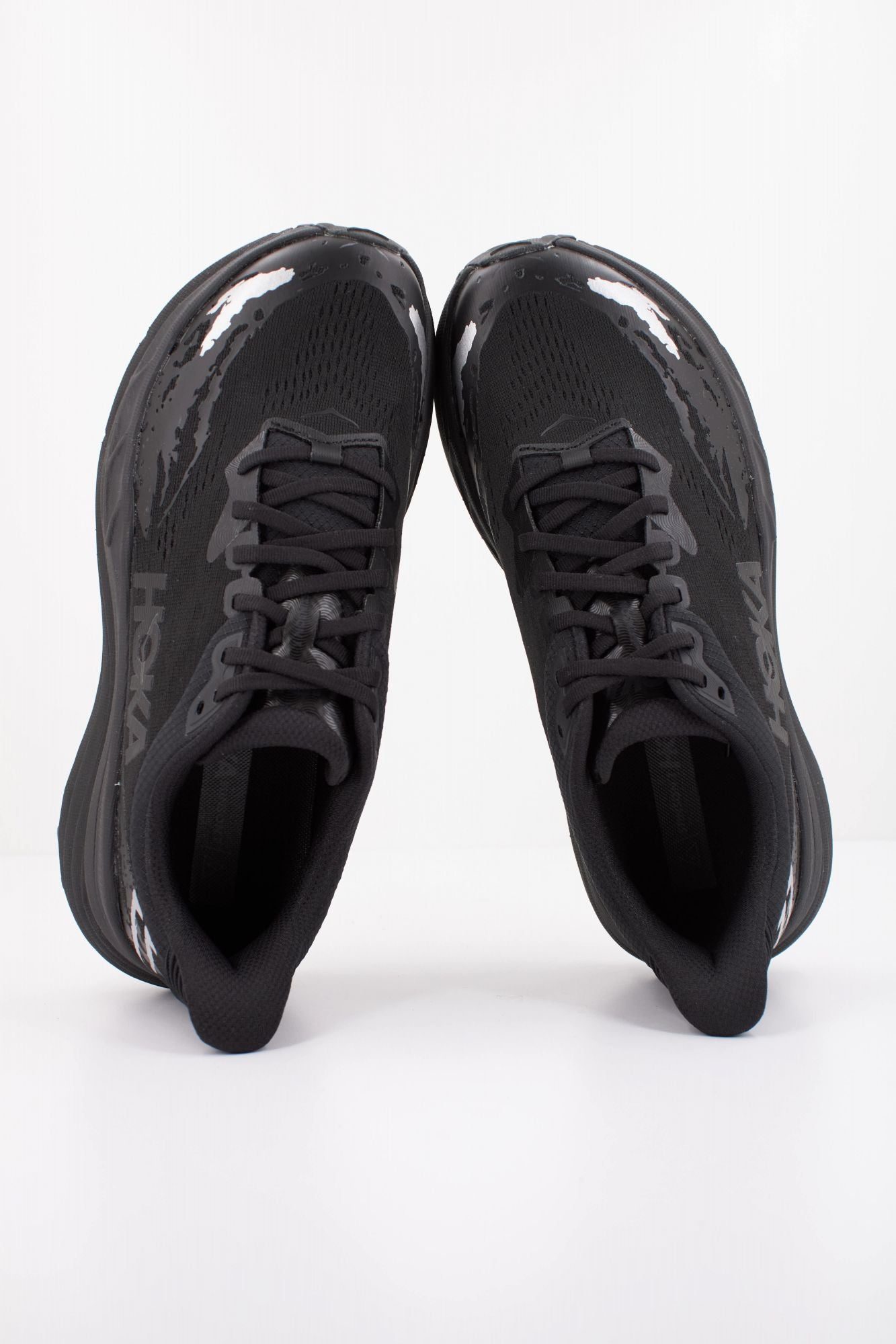 HOKA STINSON 7 en color NEGRO (3)