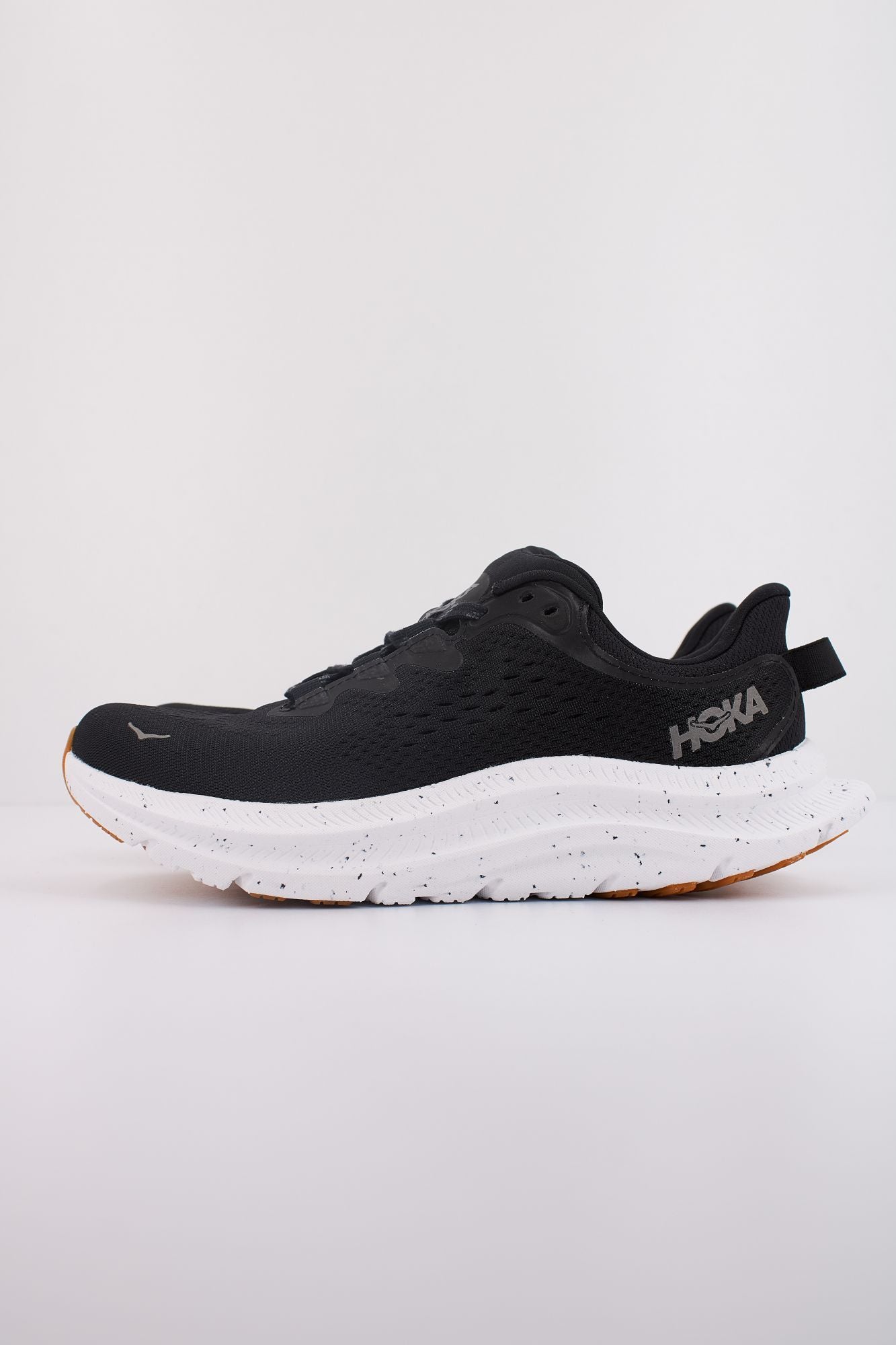 HOKA KAWANA 2 en color NEGRO (1)