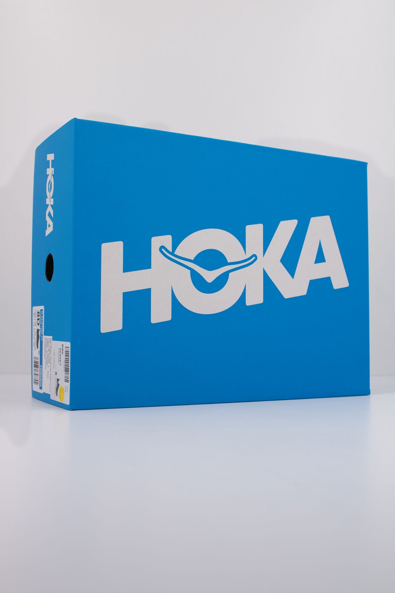 HOKA CLIFTON 10 en color NEGRO (6)