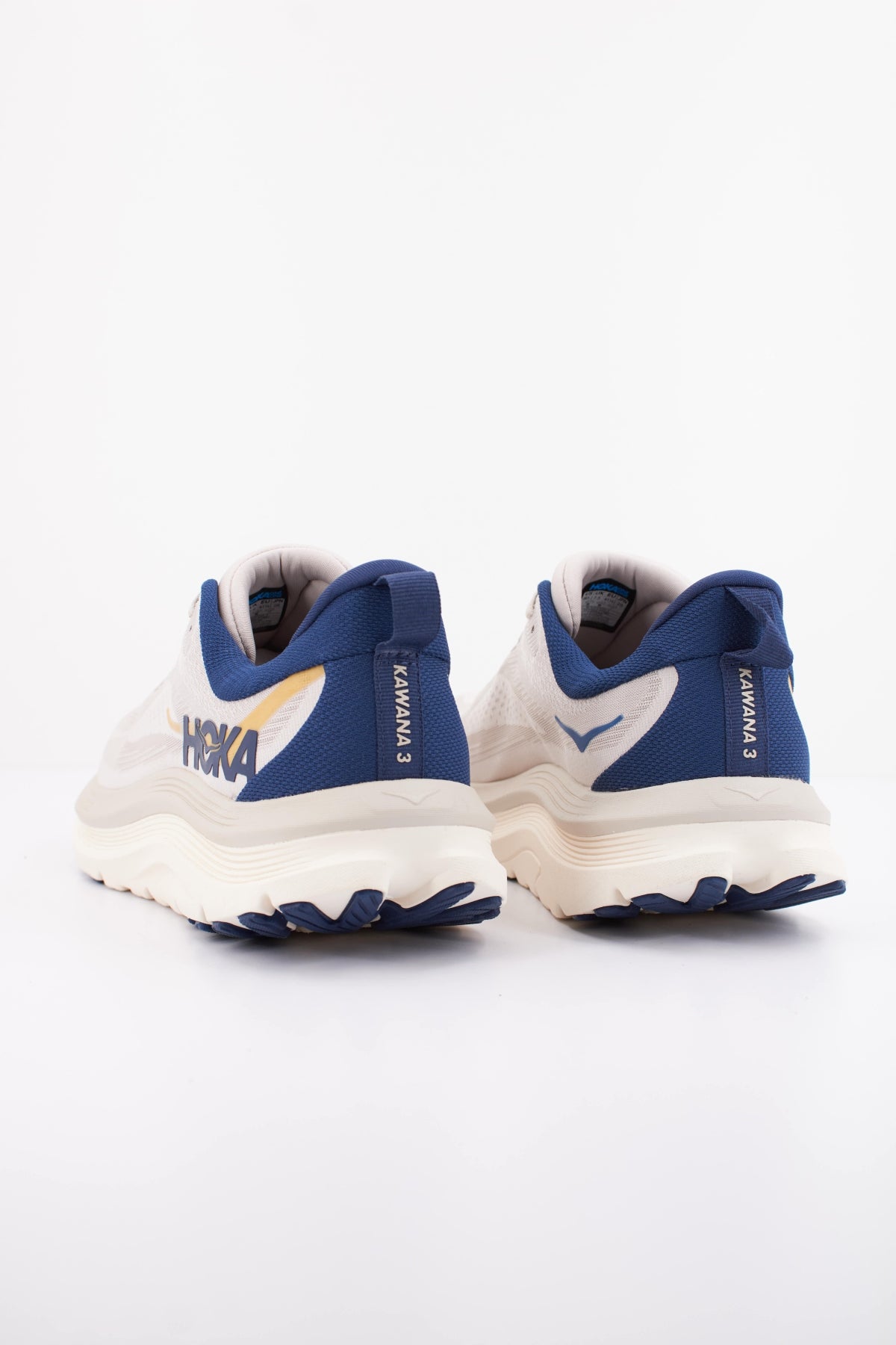 HOKA KAWANA 3 en color BLANCO (4)